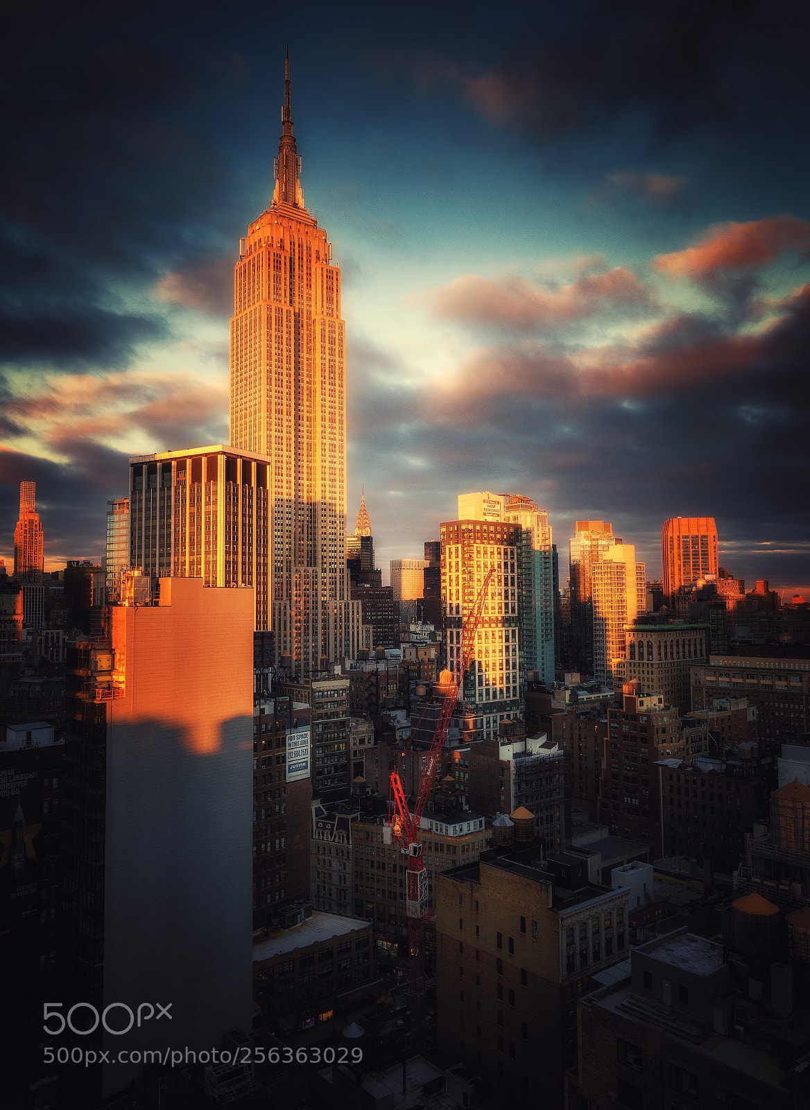 Olympus OM-D E-M1 Mark II sample photo. Empire state building at photography