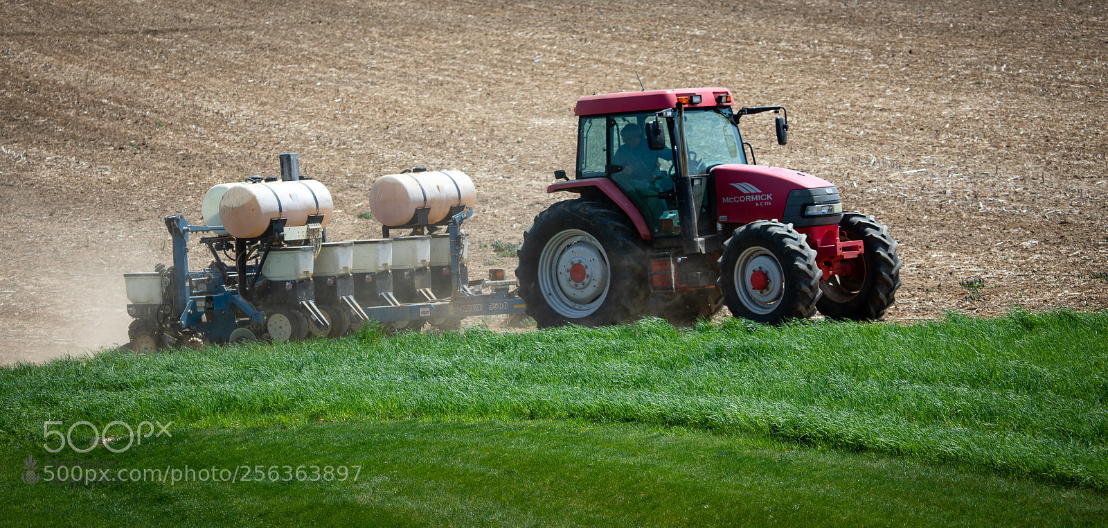 Canon EOS 5D Mark IV sample photo. Corn planting in pennsylvania photography