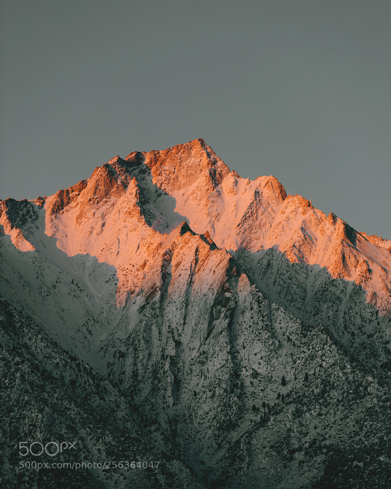 Canon EOS 5D Mark IV sample photo. Lone pine peak. photography