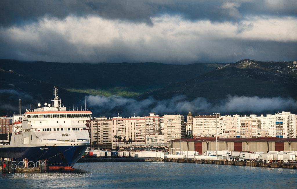 Canon EOS 5D Mark II sample photo. Algesiras puerto i photography