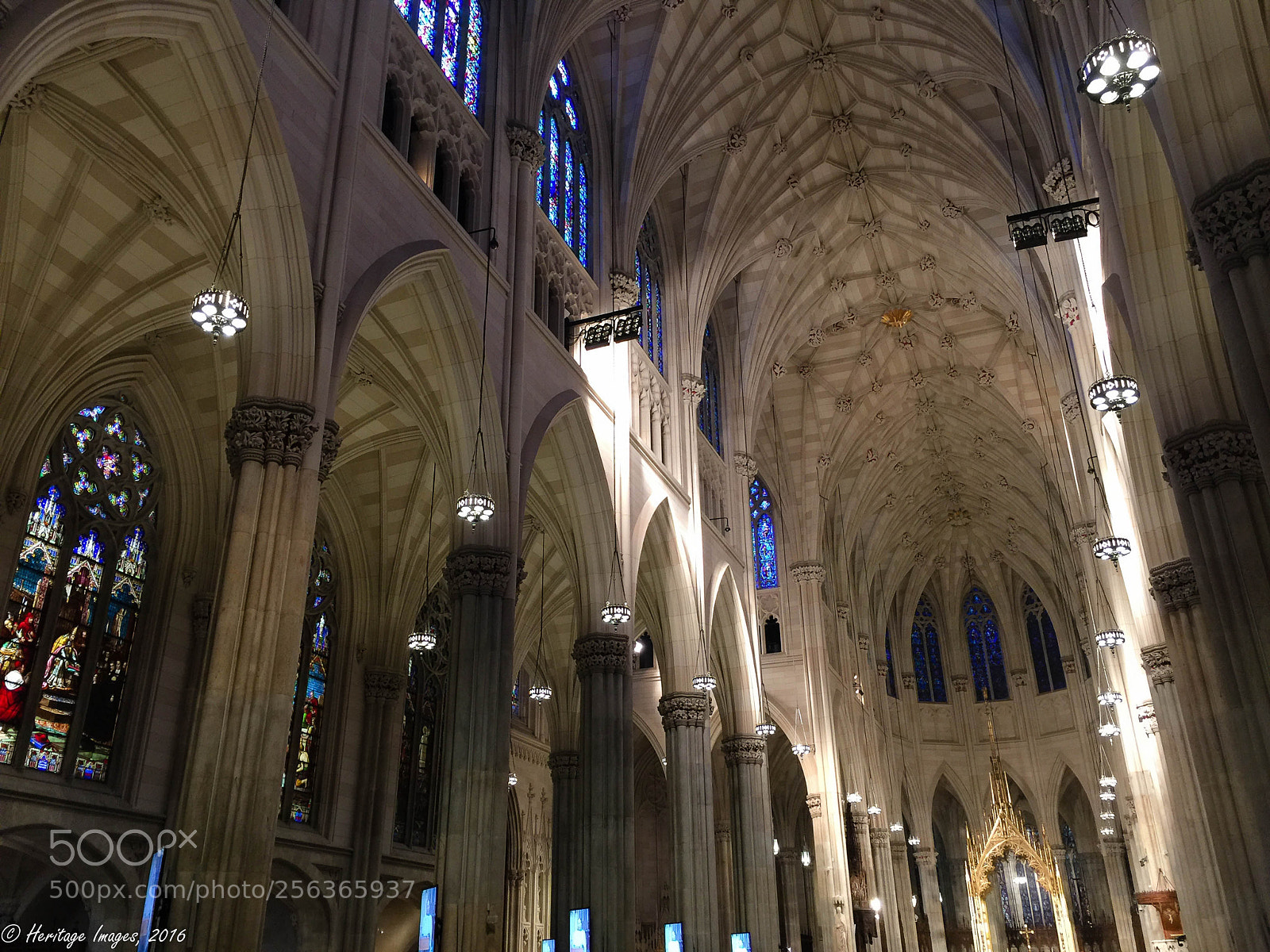 Apple iPhone 6 Plus sample photo. Inside st. patrick's cathedral photography