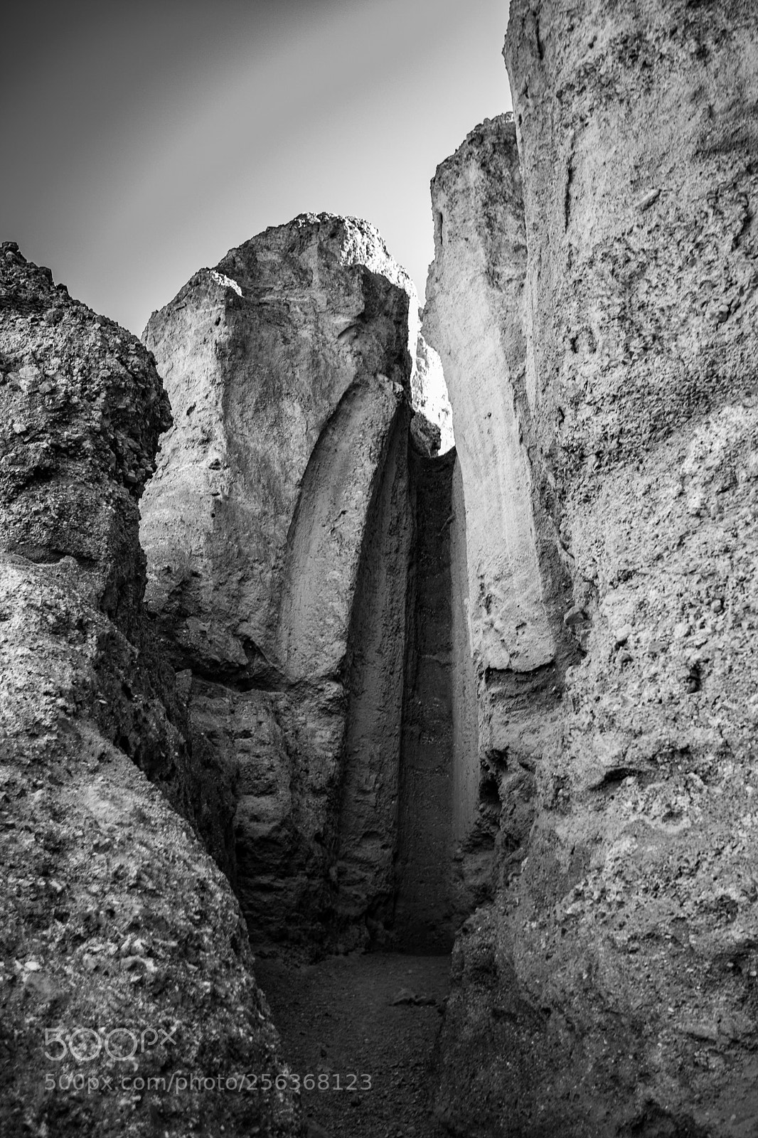 Canon EOS 5D Mark IV sample photo. Natural bridge trail photography