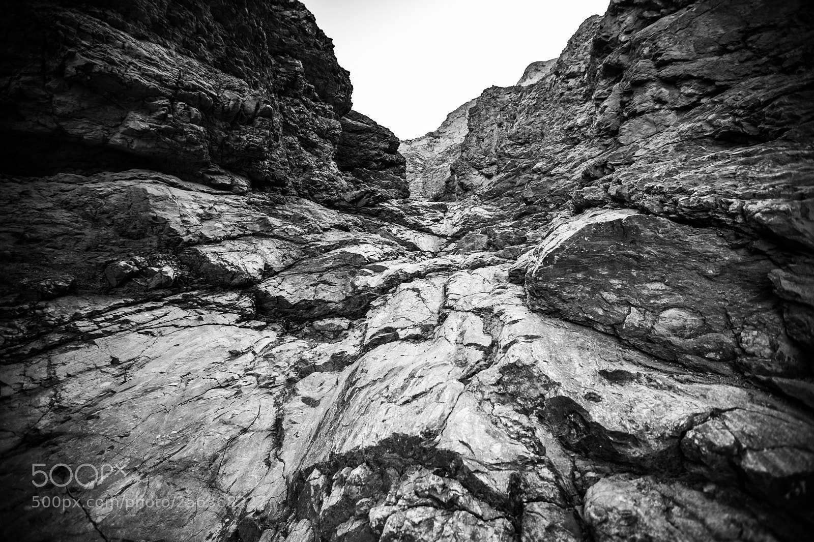 Canon EOS 5D Mark IV sample photo. Natural bridge trail photography