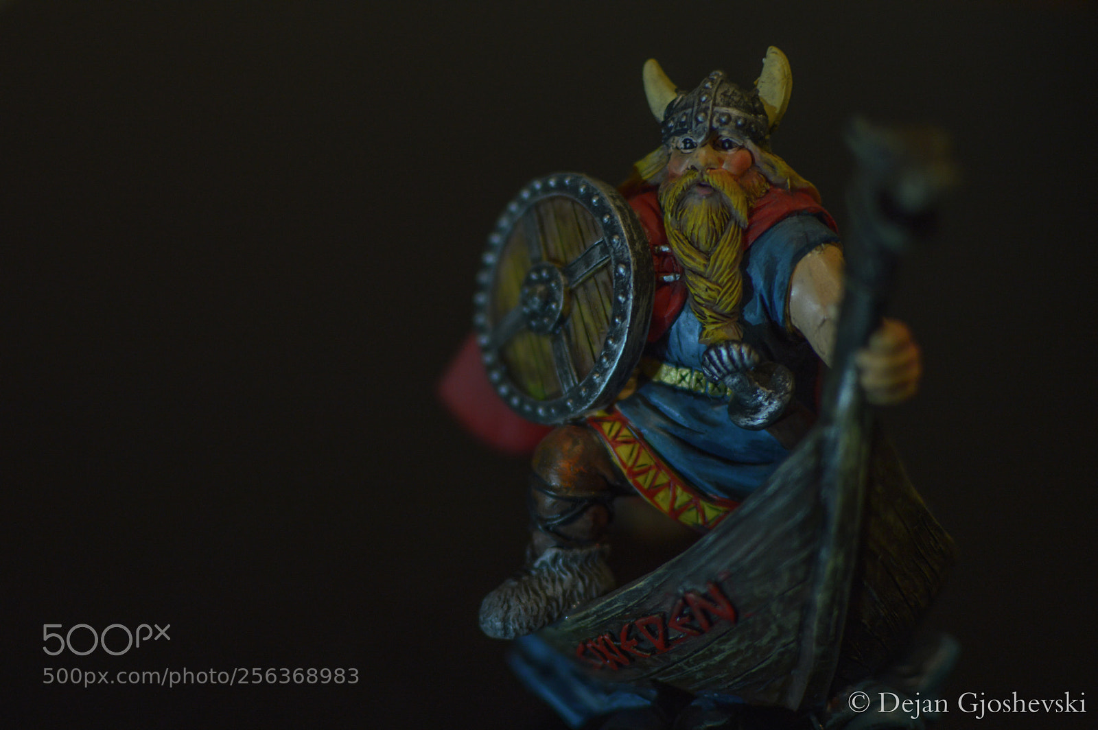 Nikon D3200 sample photo. I'm watching you photography