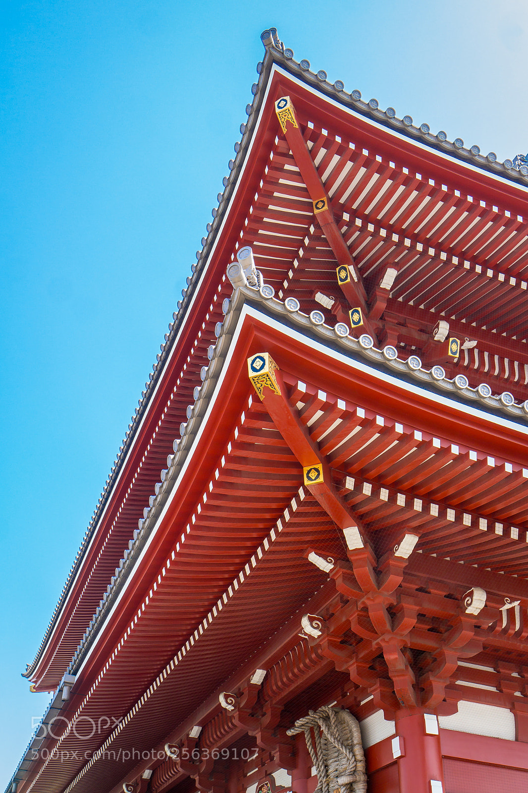 Samsung NX300 sample photo. Asakusa red roof photography
