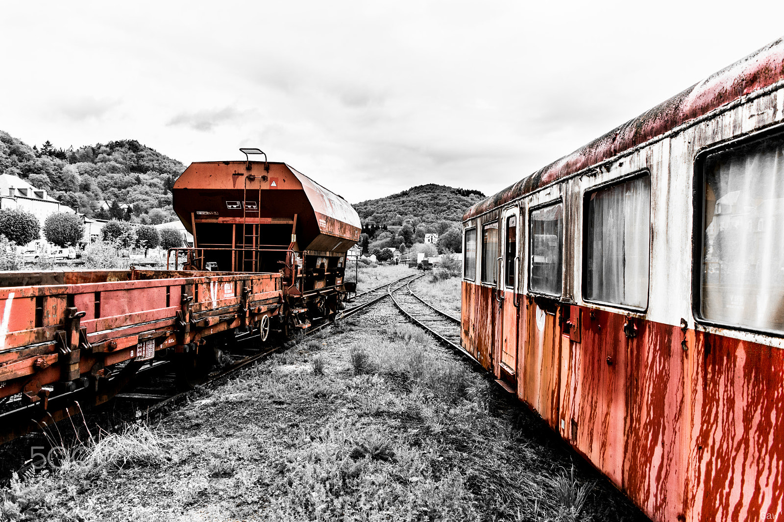 Nikon D5200 sample photo. Forgotten trains photography