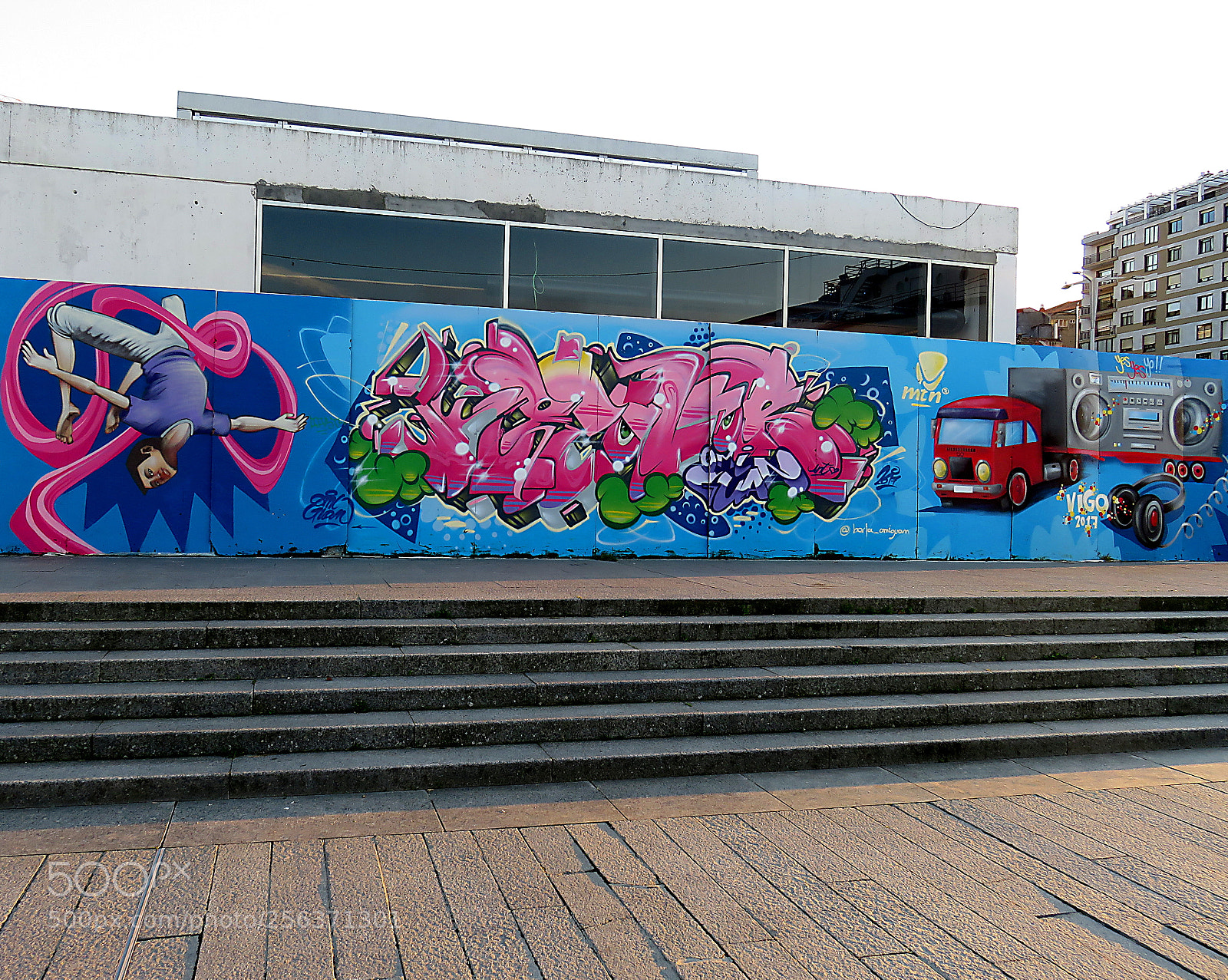 Canon PowerShot SX710 HS sample photo. Grafitti photography