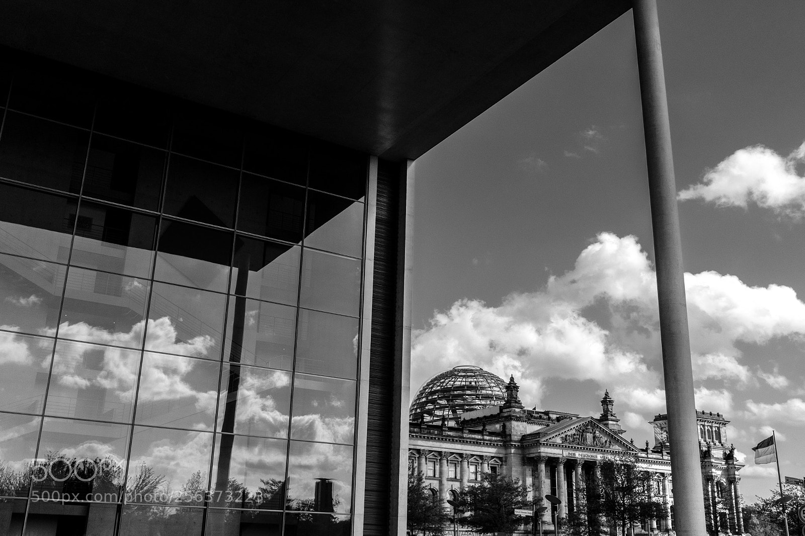 Fujifilm X100F sample photo. Reichstag und paul-l bbe-haus photography