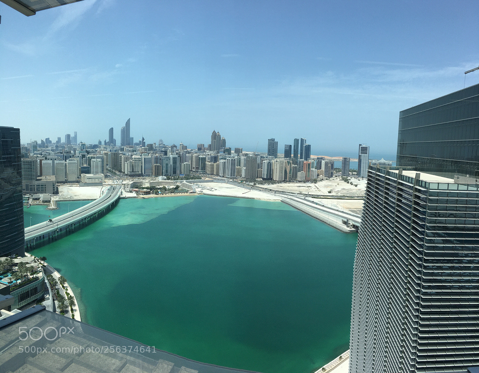 Apple iPhone 6s sample photo. Into the world photography