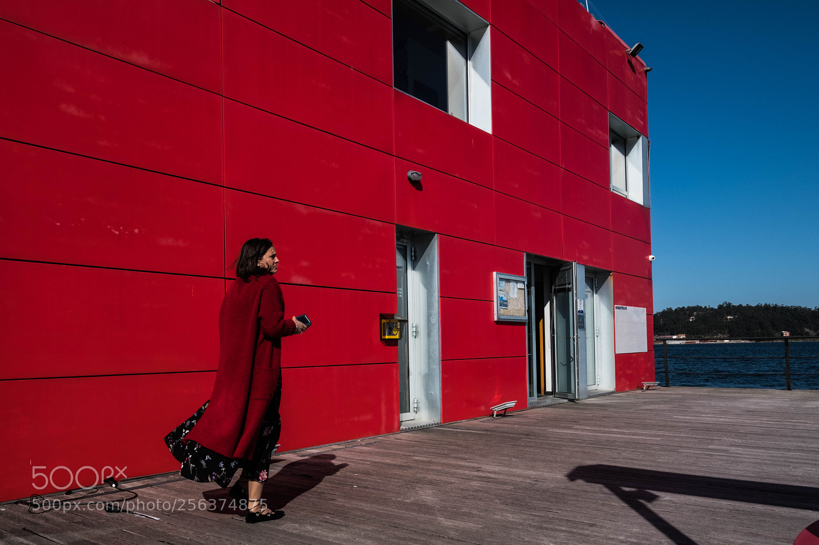 Fujifilm X-T2 sample photo. Woman in red photography