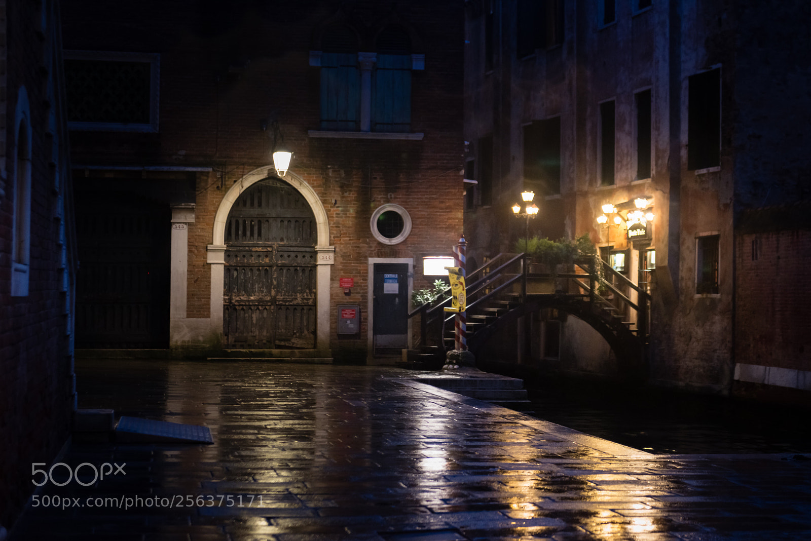 Nikon D800E sample photo. Late night venice  photography