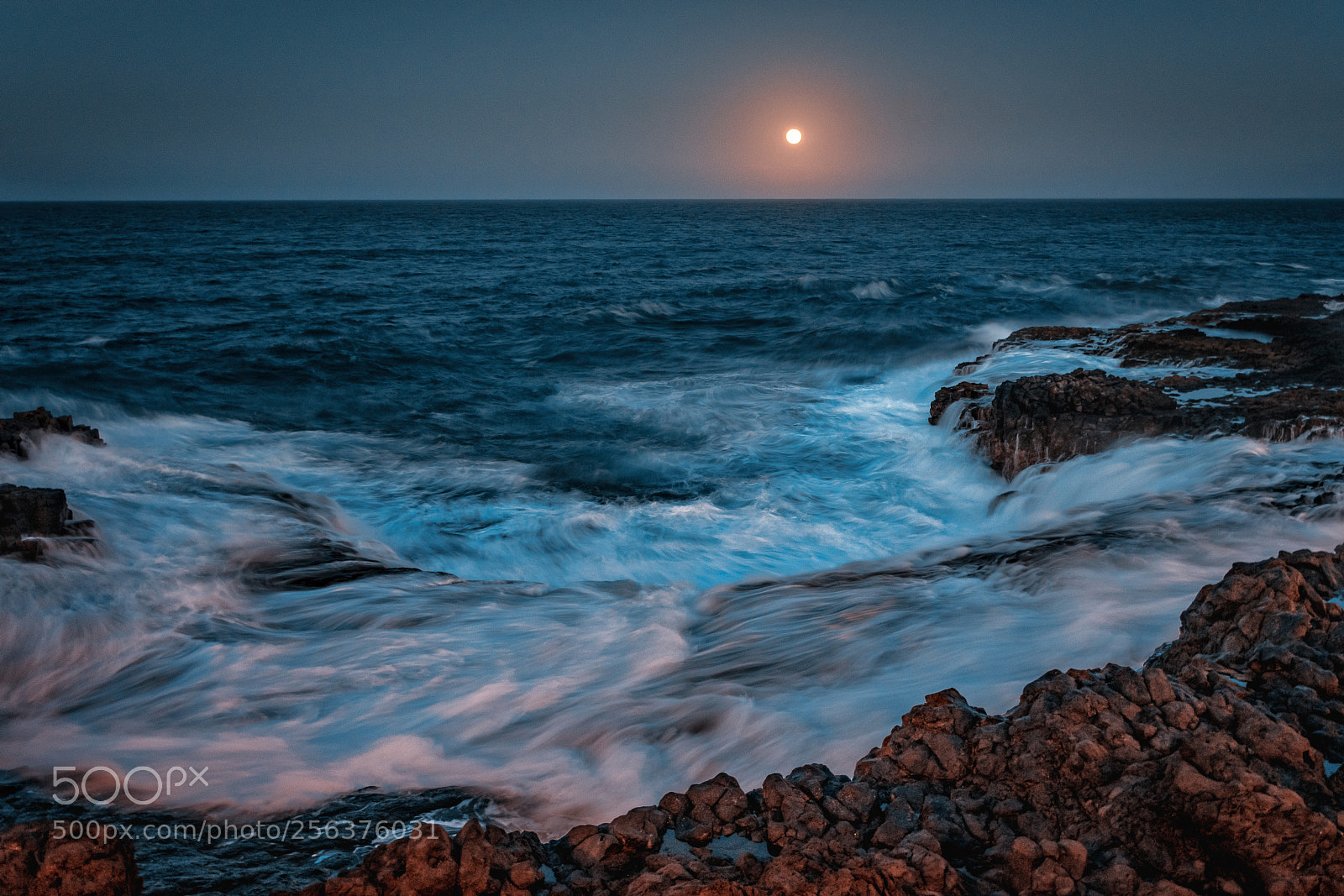 Nikon D5300 sample photo. Moon rising photography
