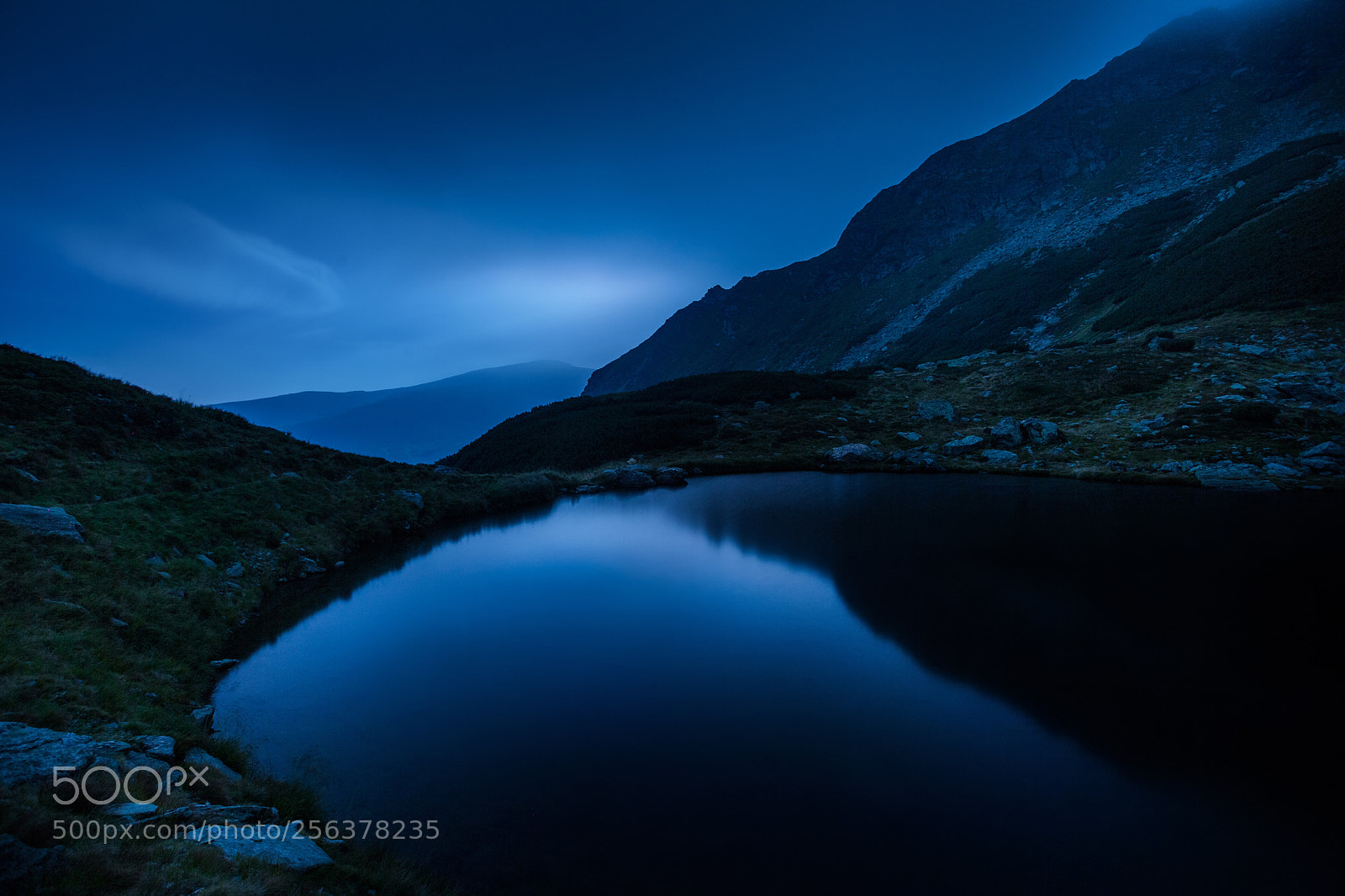 Canon EOS 5D Mark II sample photo. Mountain lake landscape at photography