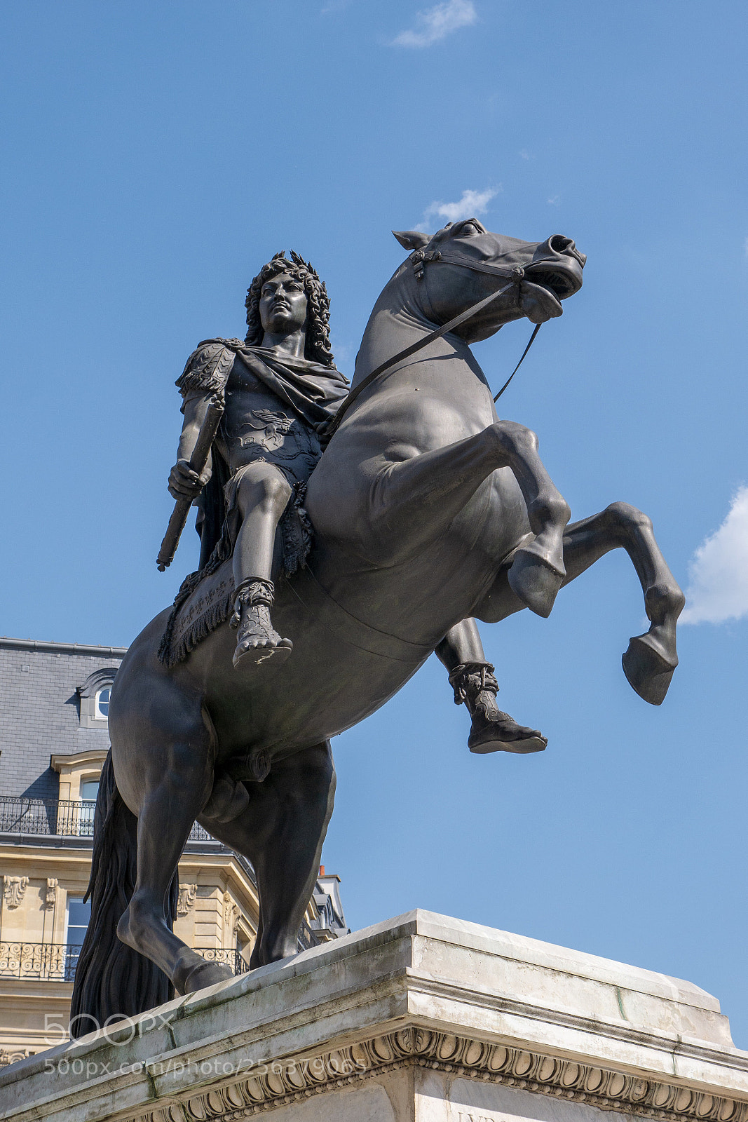 Panasonic Lumix DMC-G85 (Lumix DMC-G80) sample photo. Louis xiv - place photography