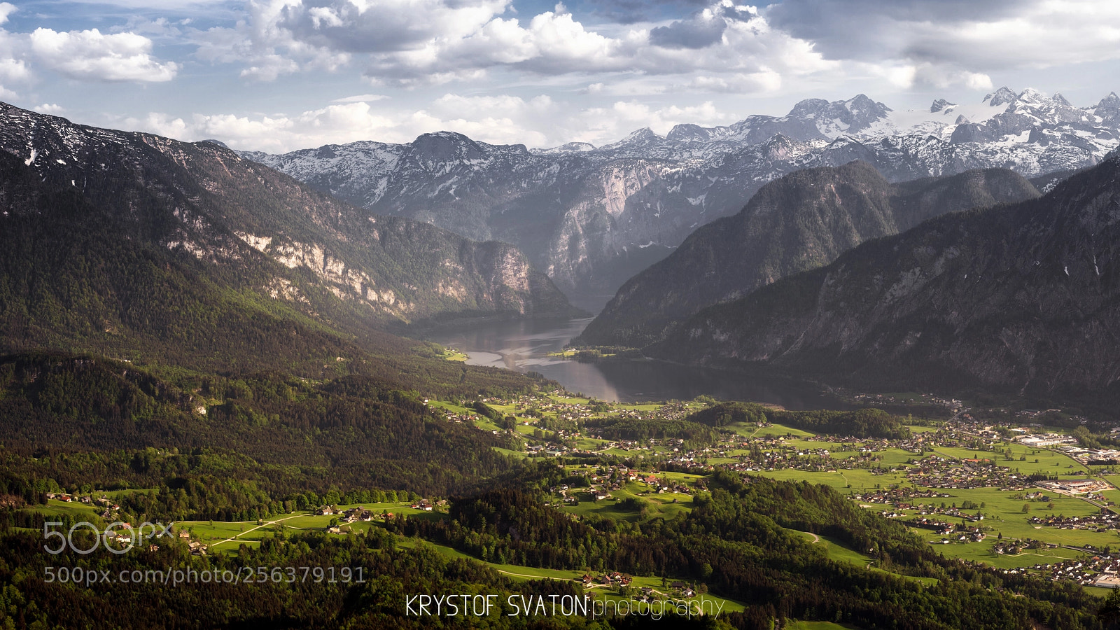 Sony a7 sample photo. Hallstat valley photography