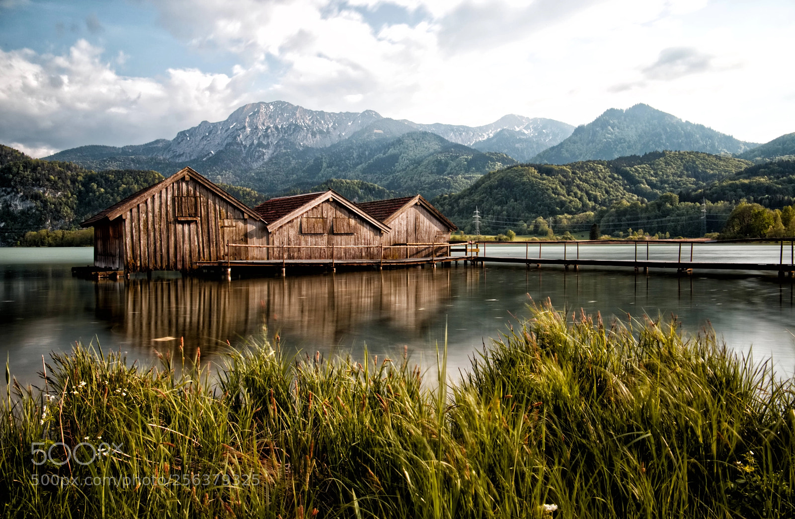 Canon EOS 6D Mark II sample photo. Boathouse photography