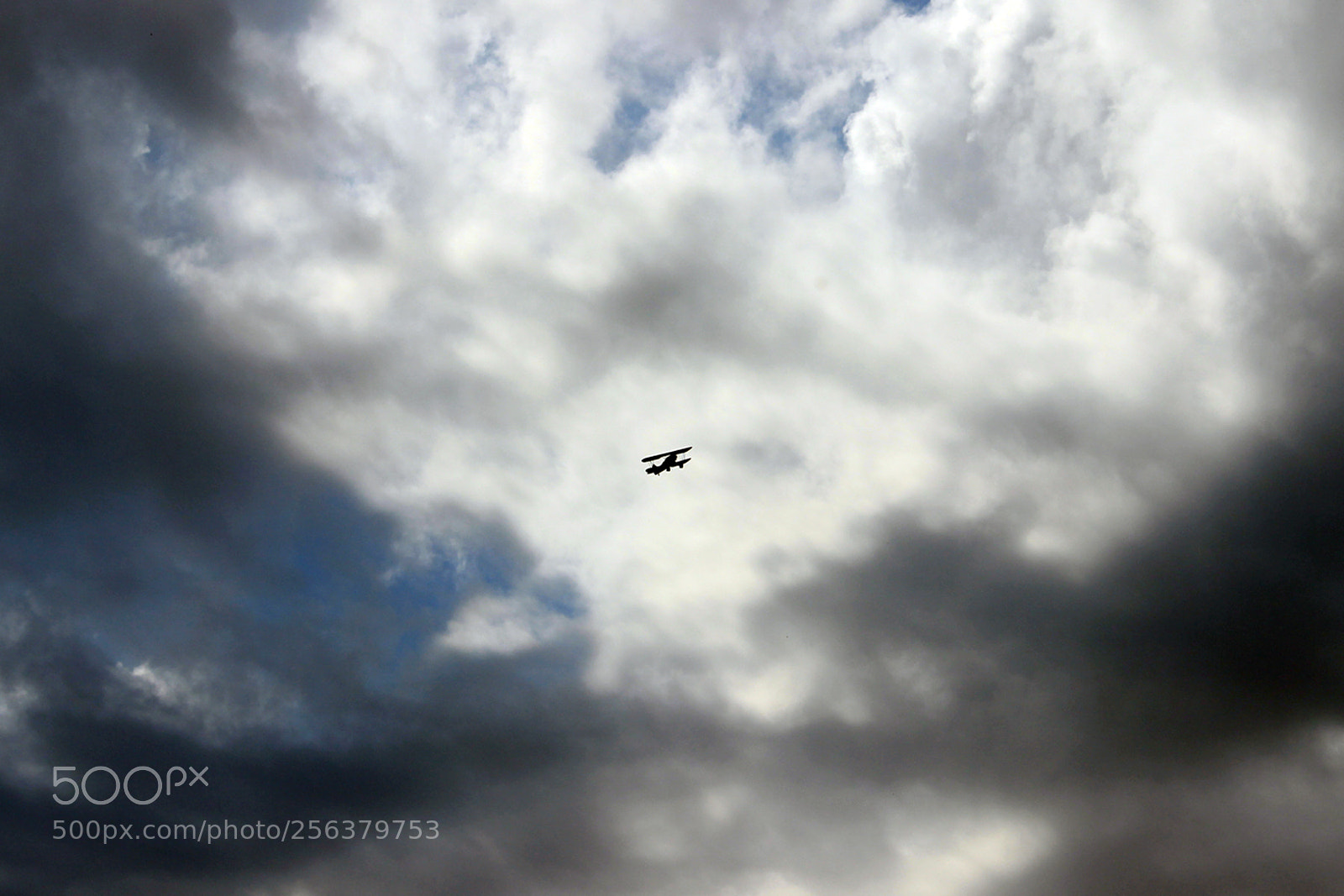 Canon EOS 600D (Rebel EOS T3i / EOS Kiss X5) sample photo. Bi-plane photography
