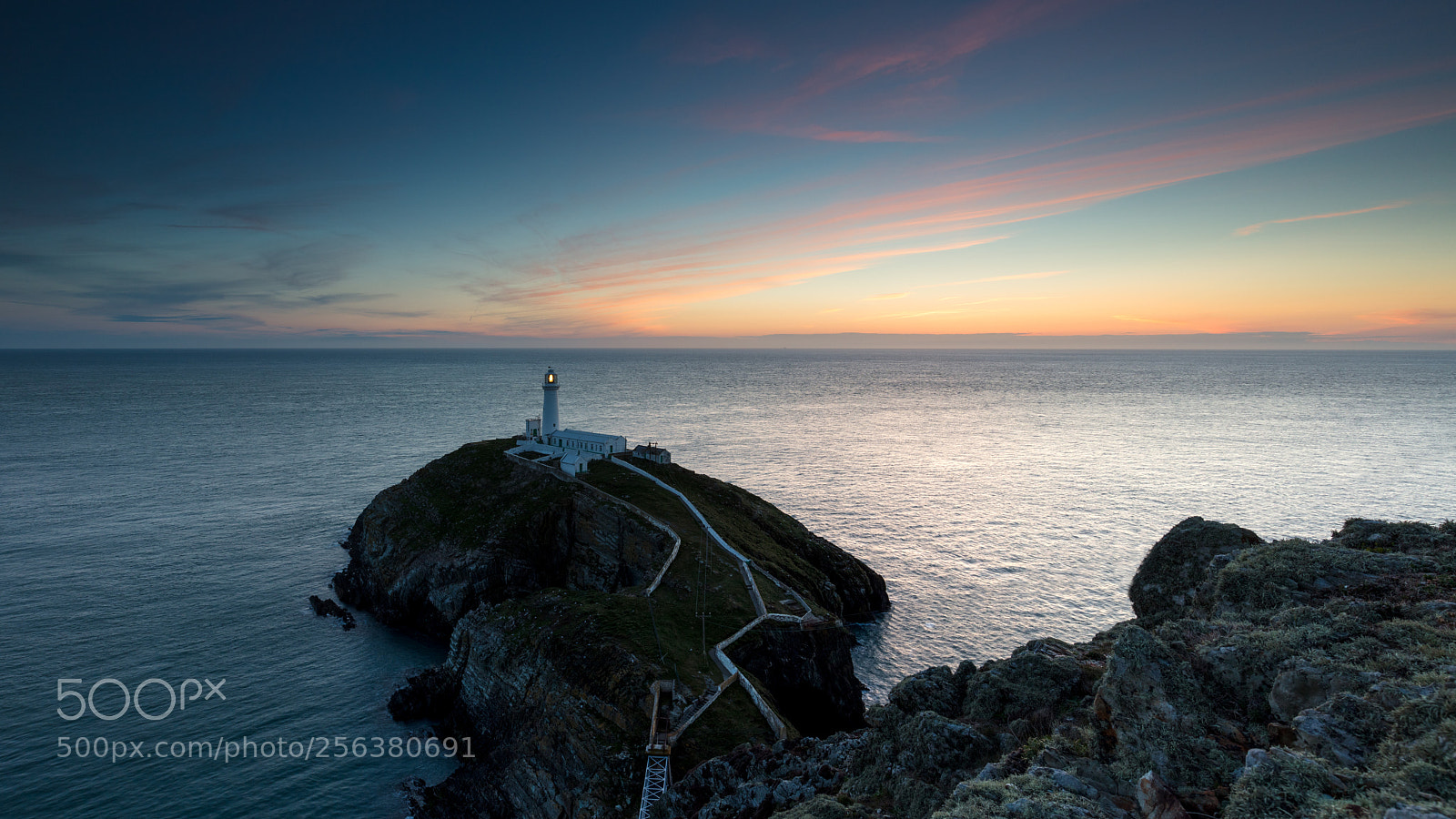 Canon EOS 5DS R sample photo. South stack lighthouse #1 photography