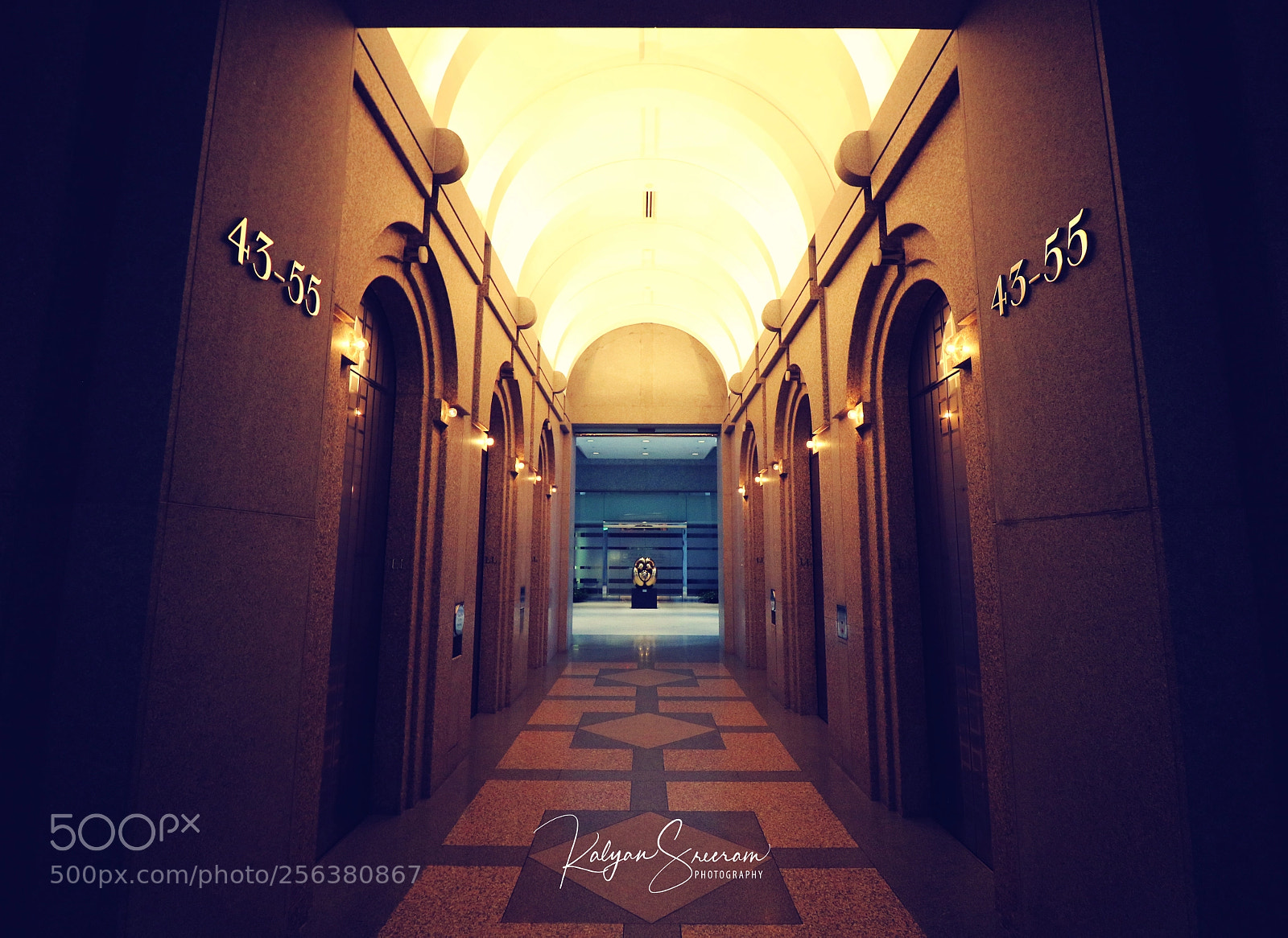 Canon EOS 7D Mark II sample photo. Suntrust plaza photography