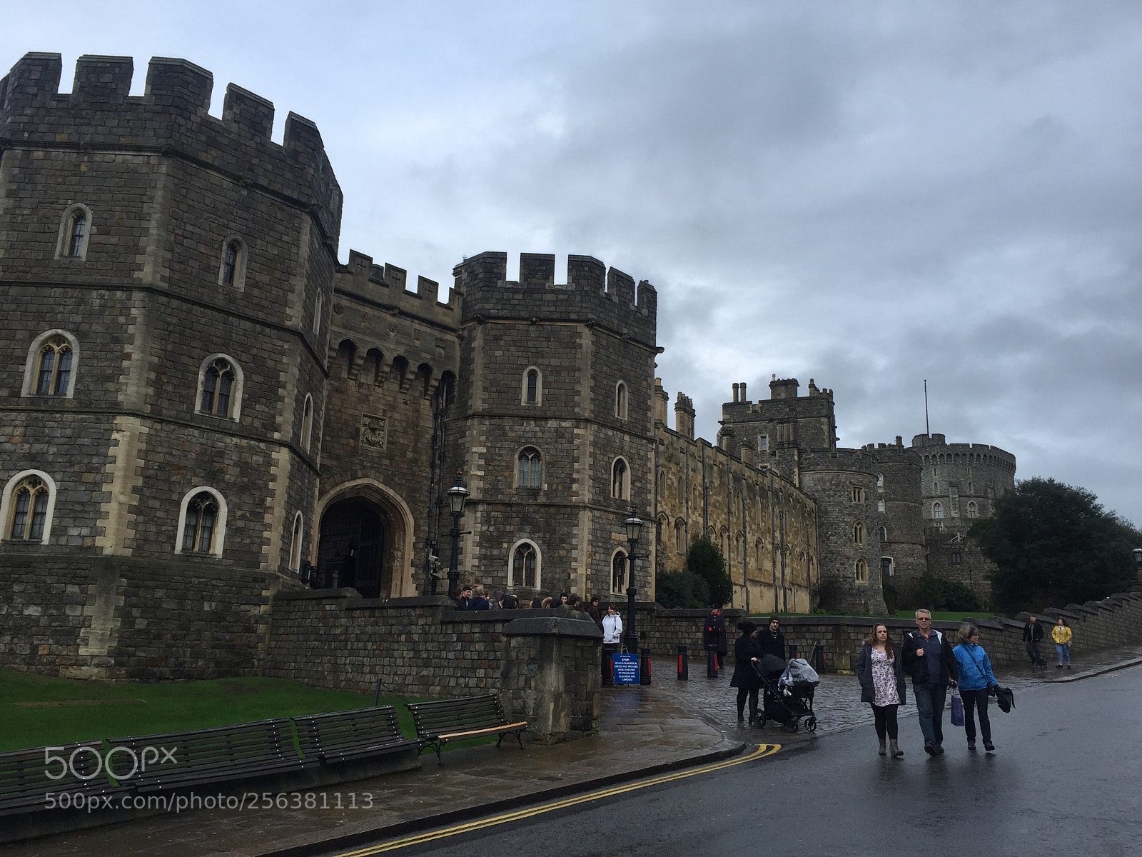 Apple iPhone 6 sample photo. Windsor, eton & hampton palace photography
