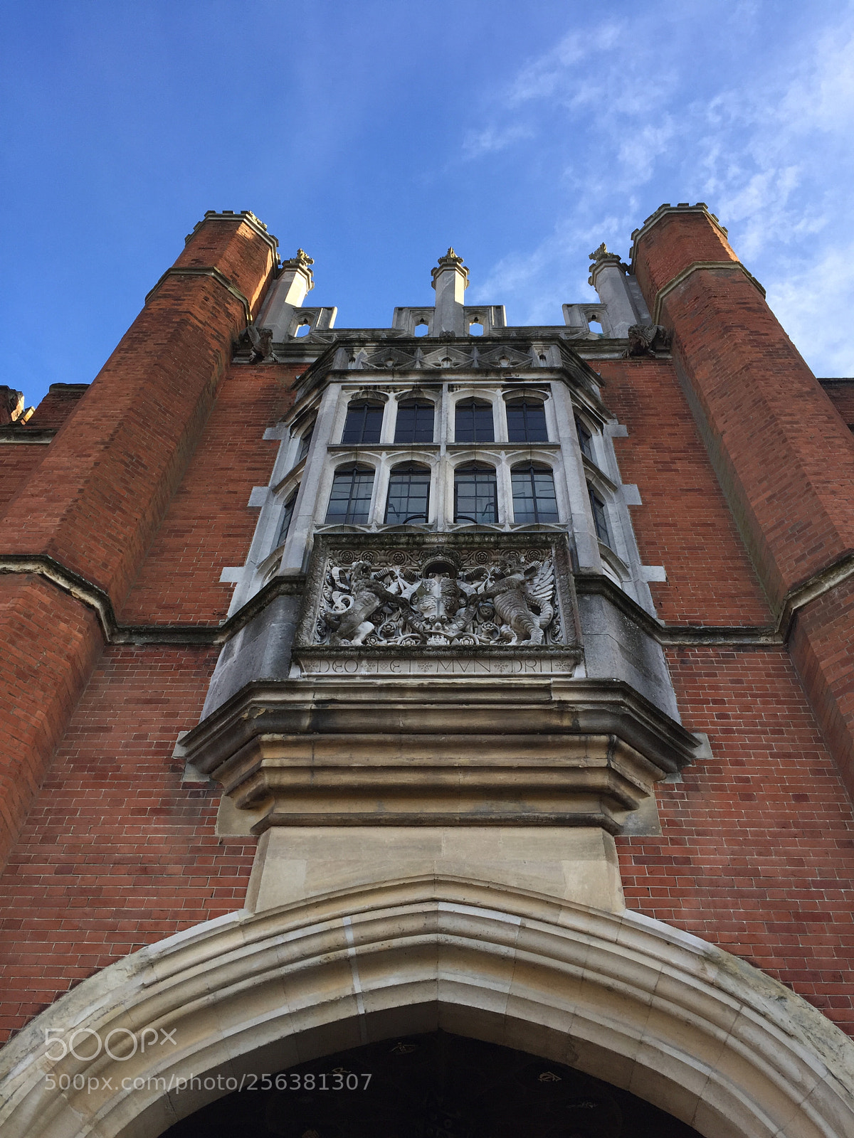 Apple iPhone 6 sample photo. Windsor, eton & hampton palace photography