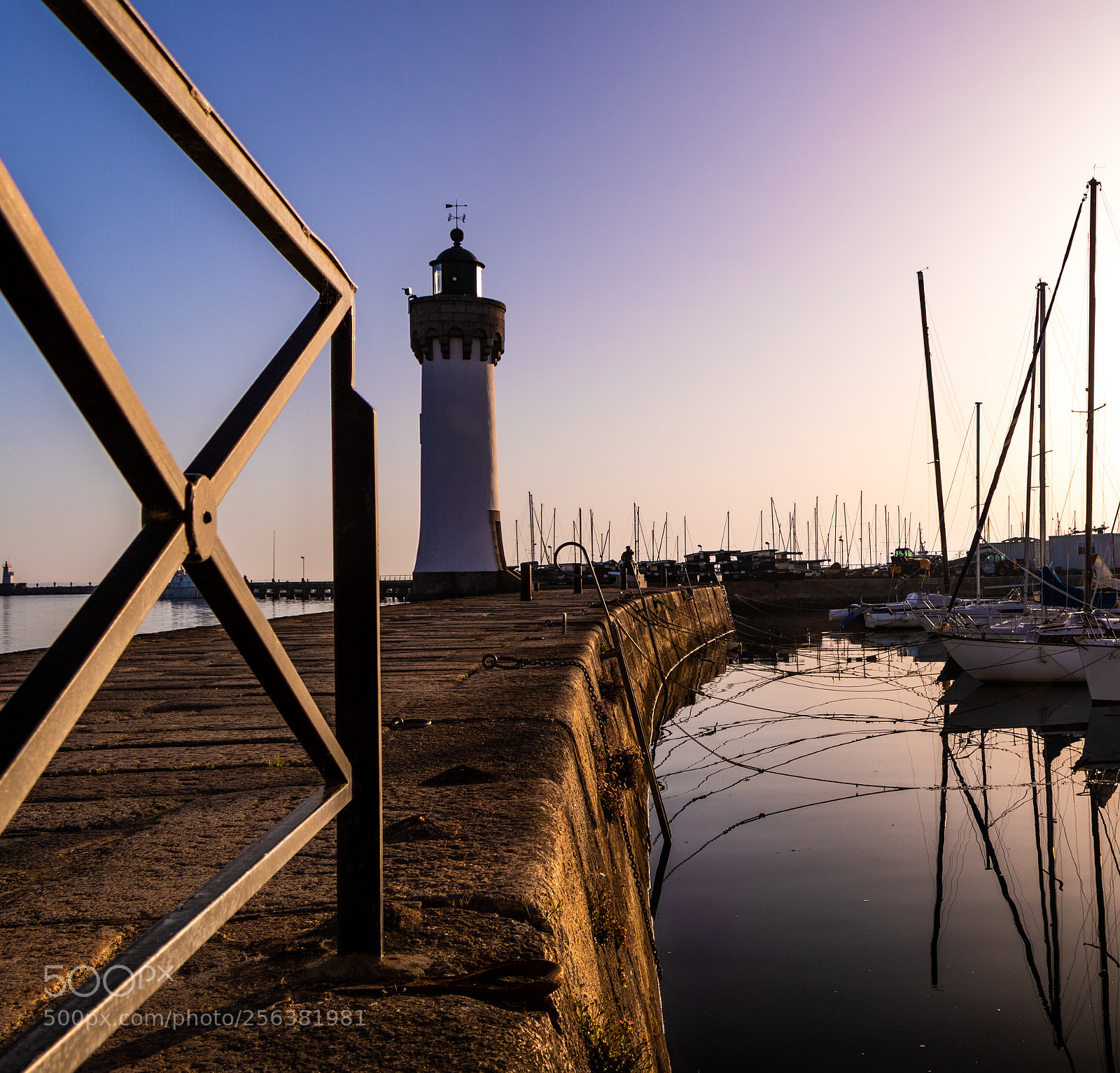 Canon EOS 750D (EOS Rebel T6i / EOS Kiss X8i) sample photo. Phare de portaligen,quiberon  photography