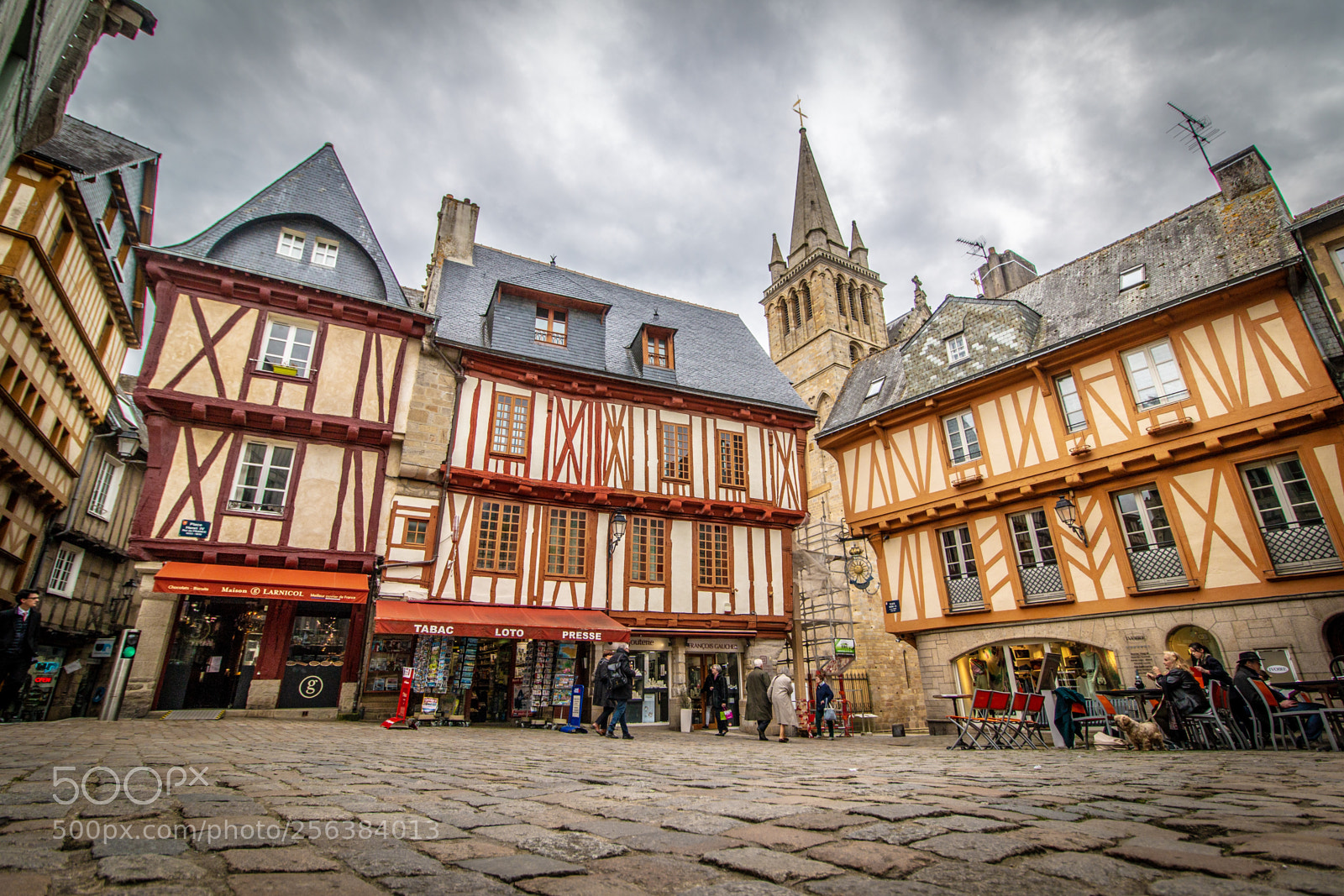 Canon EOS 70D sample photo. Place henri iv photography