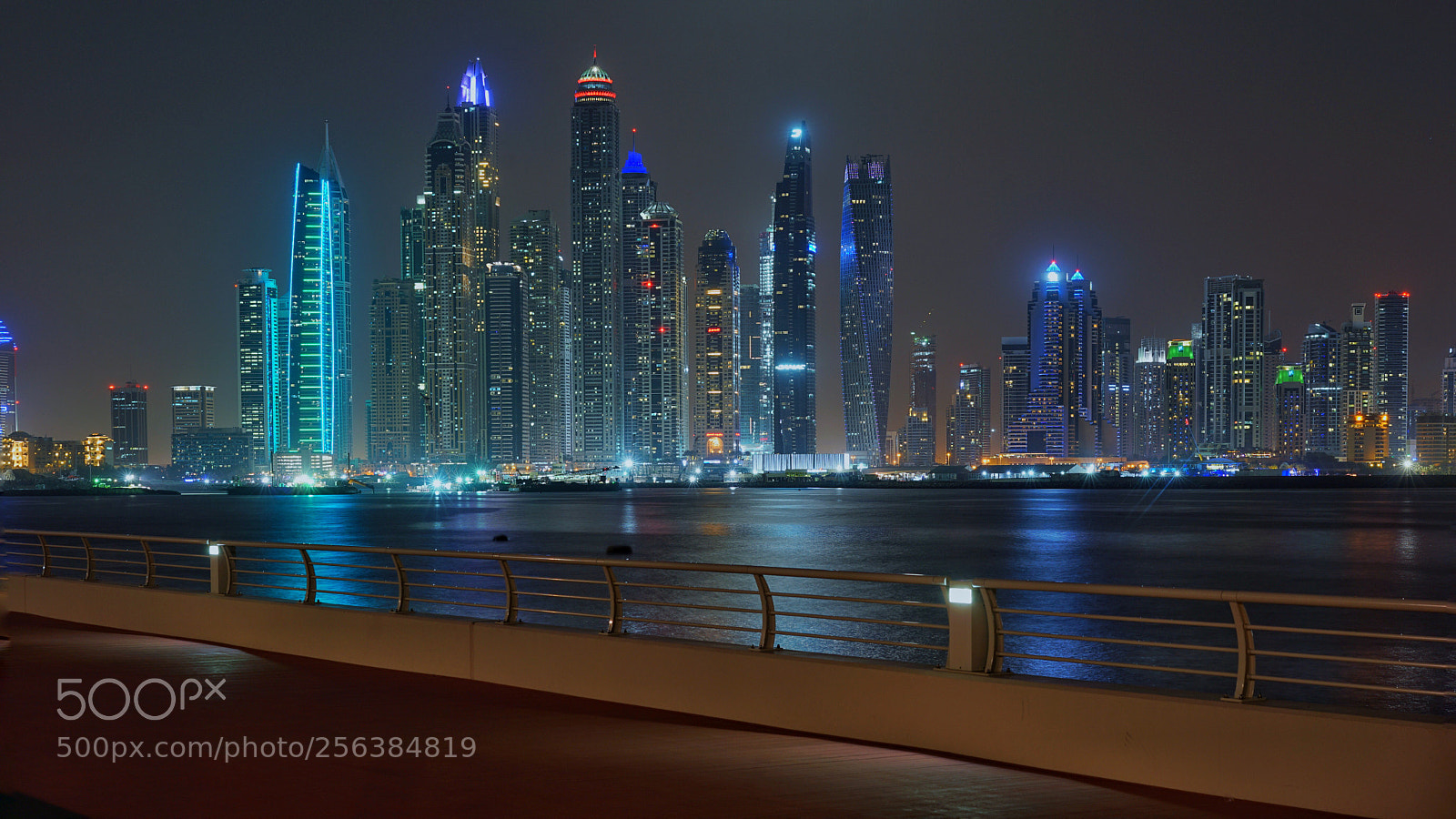 Sony a7 II sample photo. Dubai marina photography