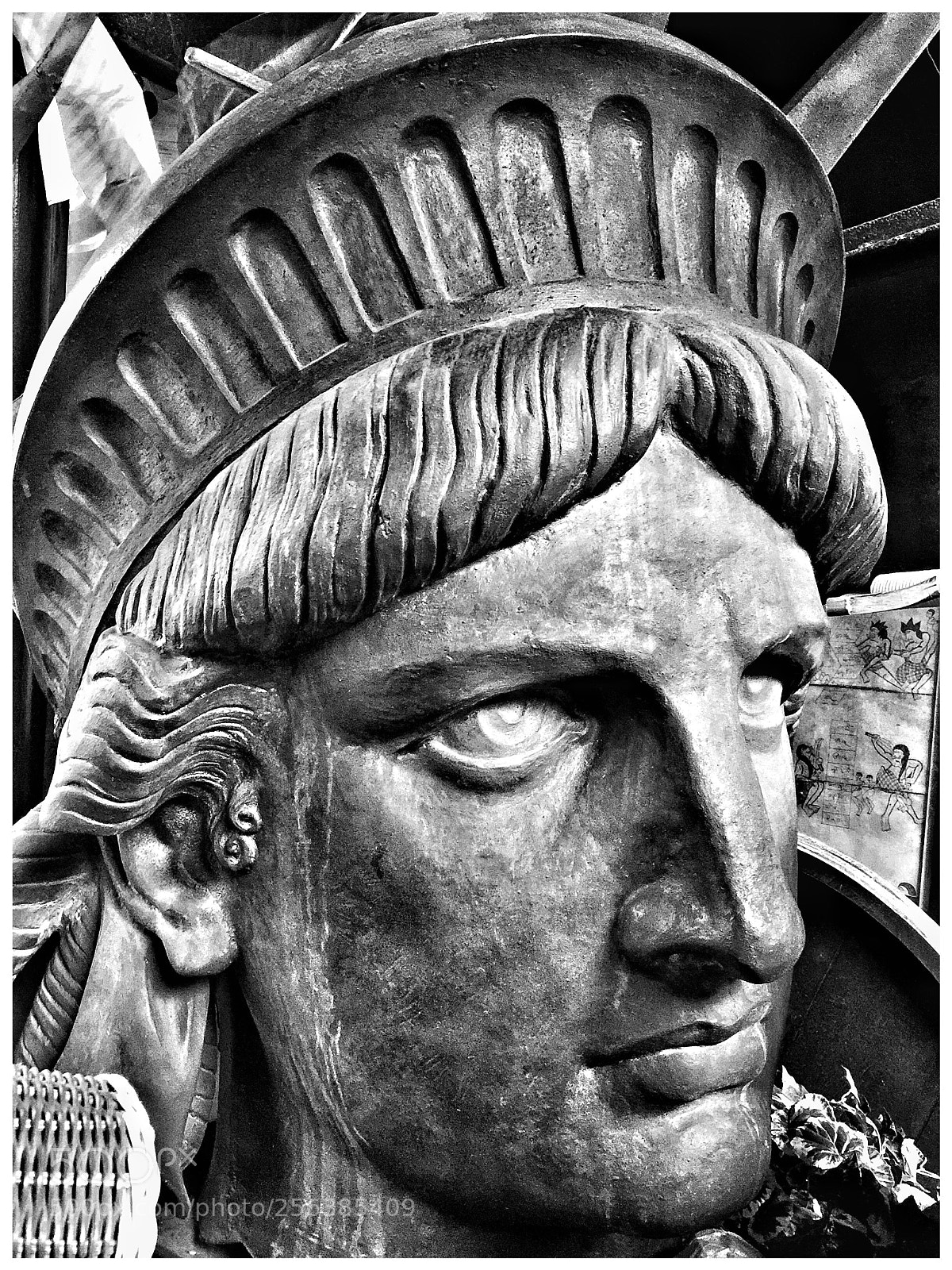 Apple iPhone 6 Plus sample photo. Liberty photography