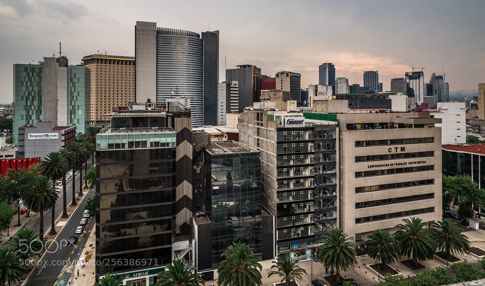 Olympus OM-D E-M1 Mark II sample photo. Mexico city photography