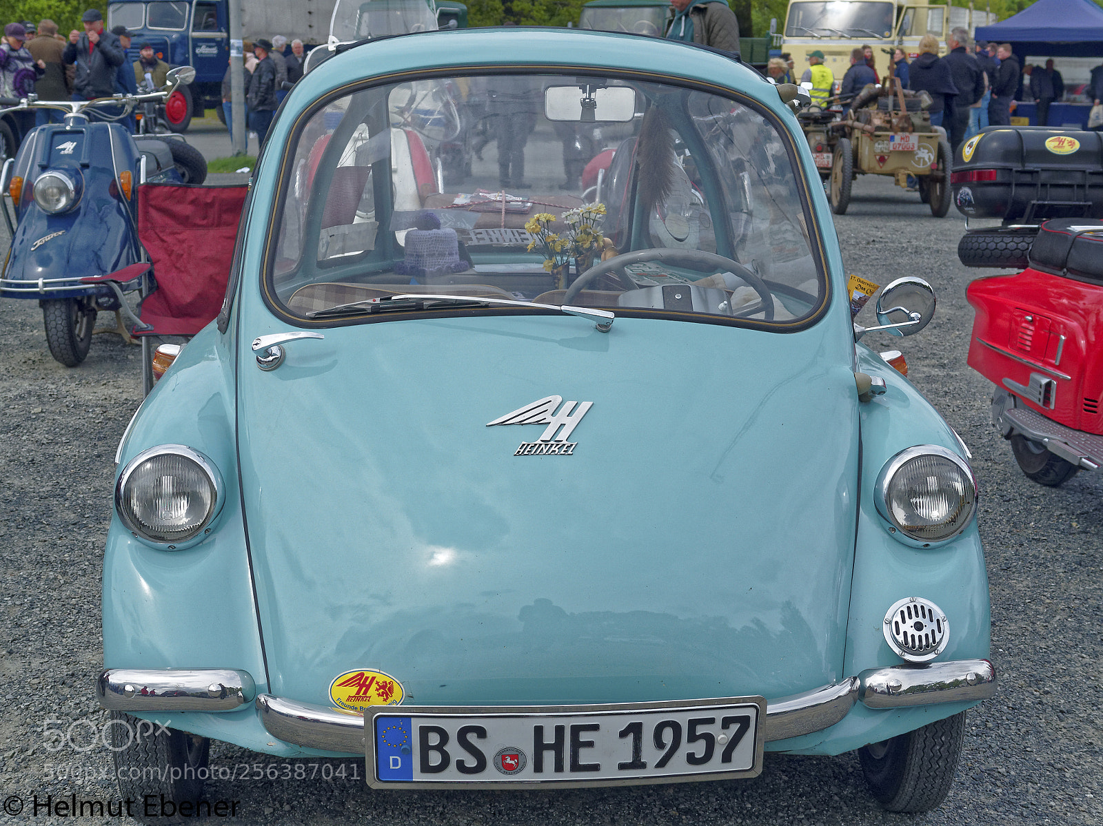 Olympus OM-D E-M5 sample photo. Bs, oldtimer heinkel photography