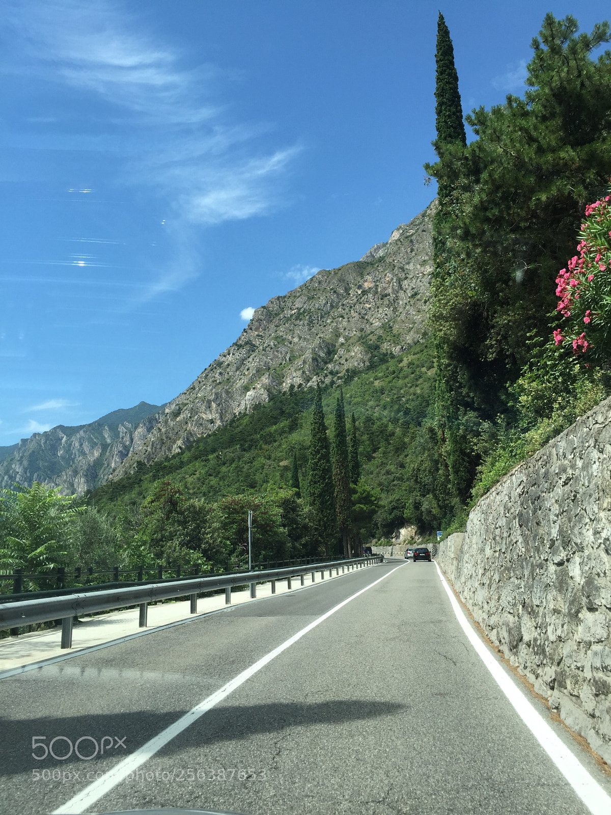 Apple iPhone 6 sample photo. Lake garda, modena, tuscany photography