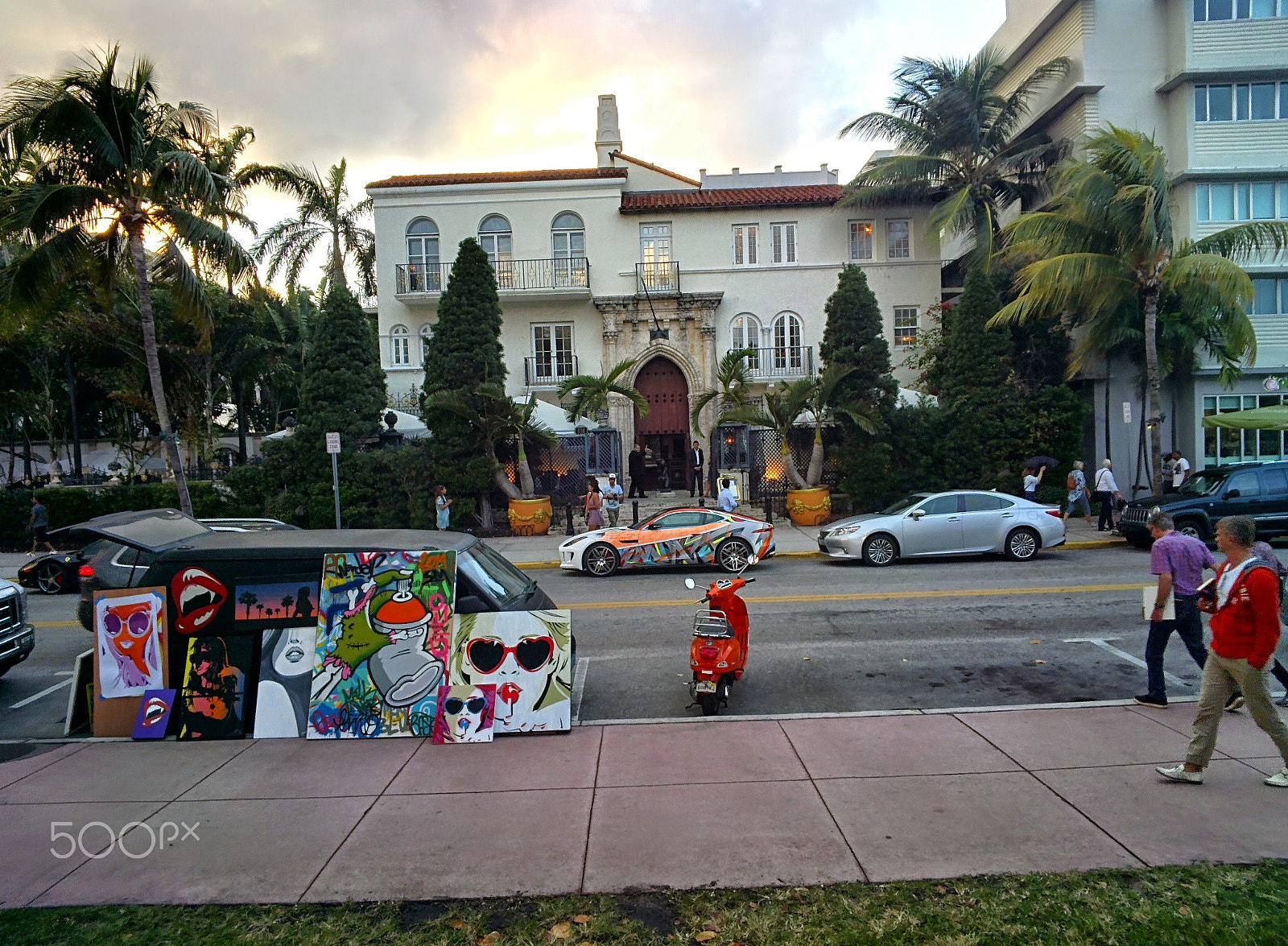 Google Glass sample photo. Versace mansion photography