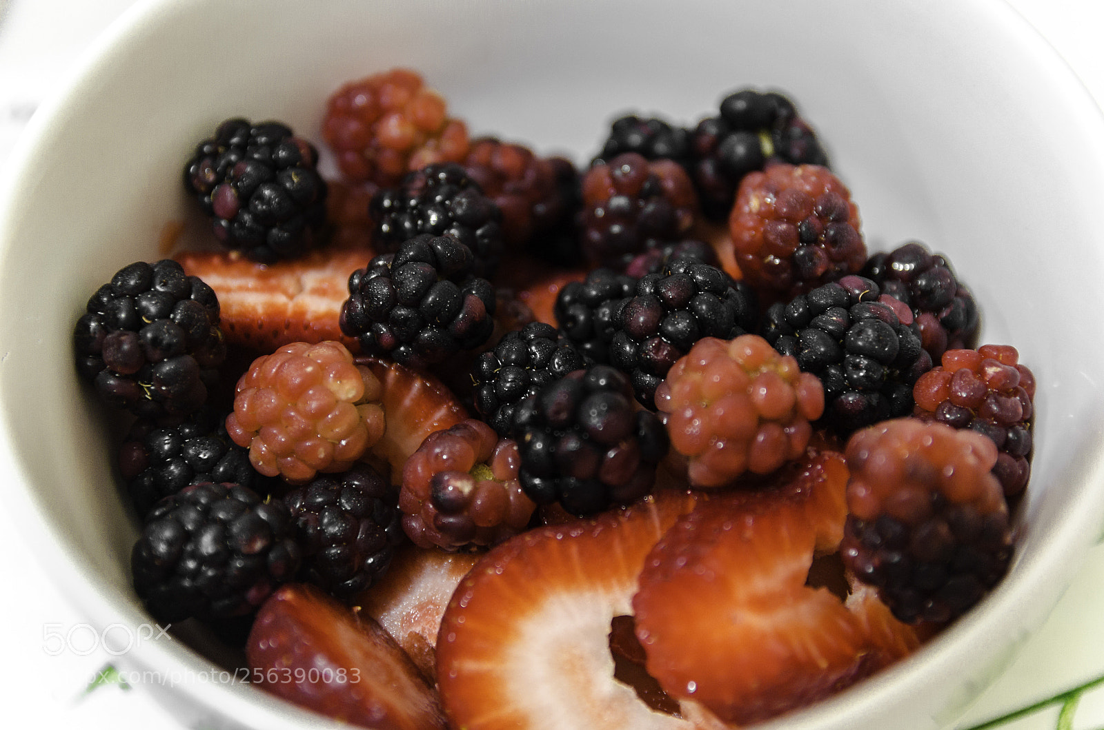 Nikon D7000 sample photo. Red fruits photography