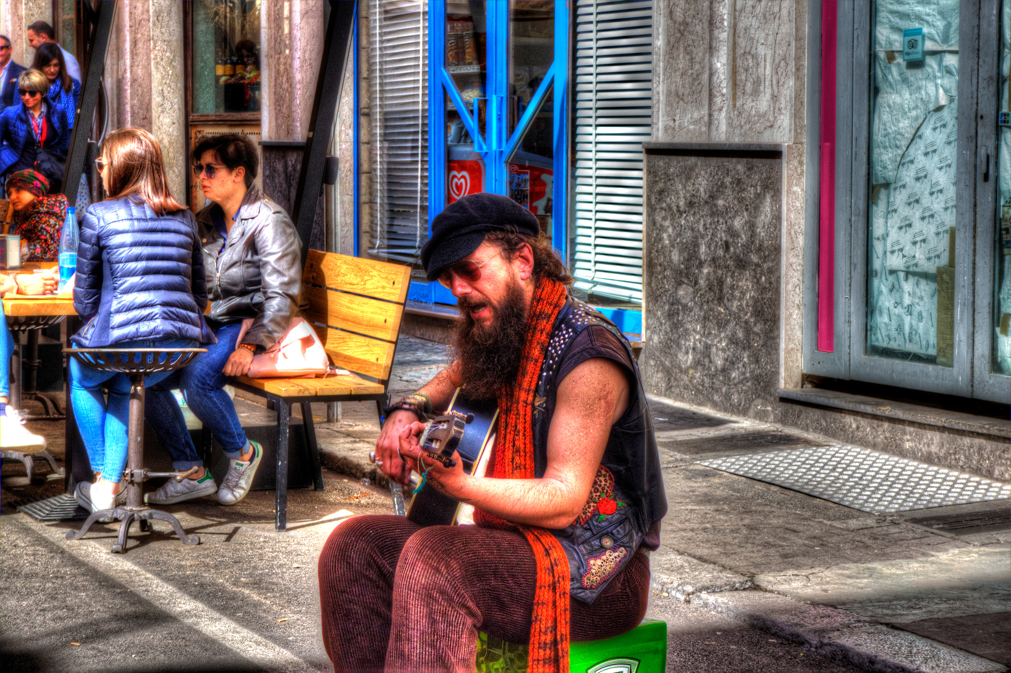 Canon EF-S 18-55mm F3.5-5.6 II sample photo. Palermo street photography