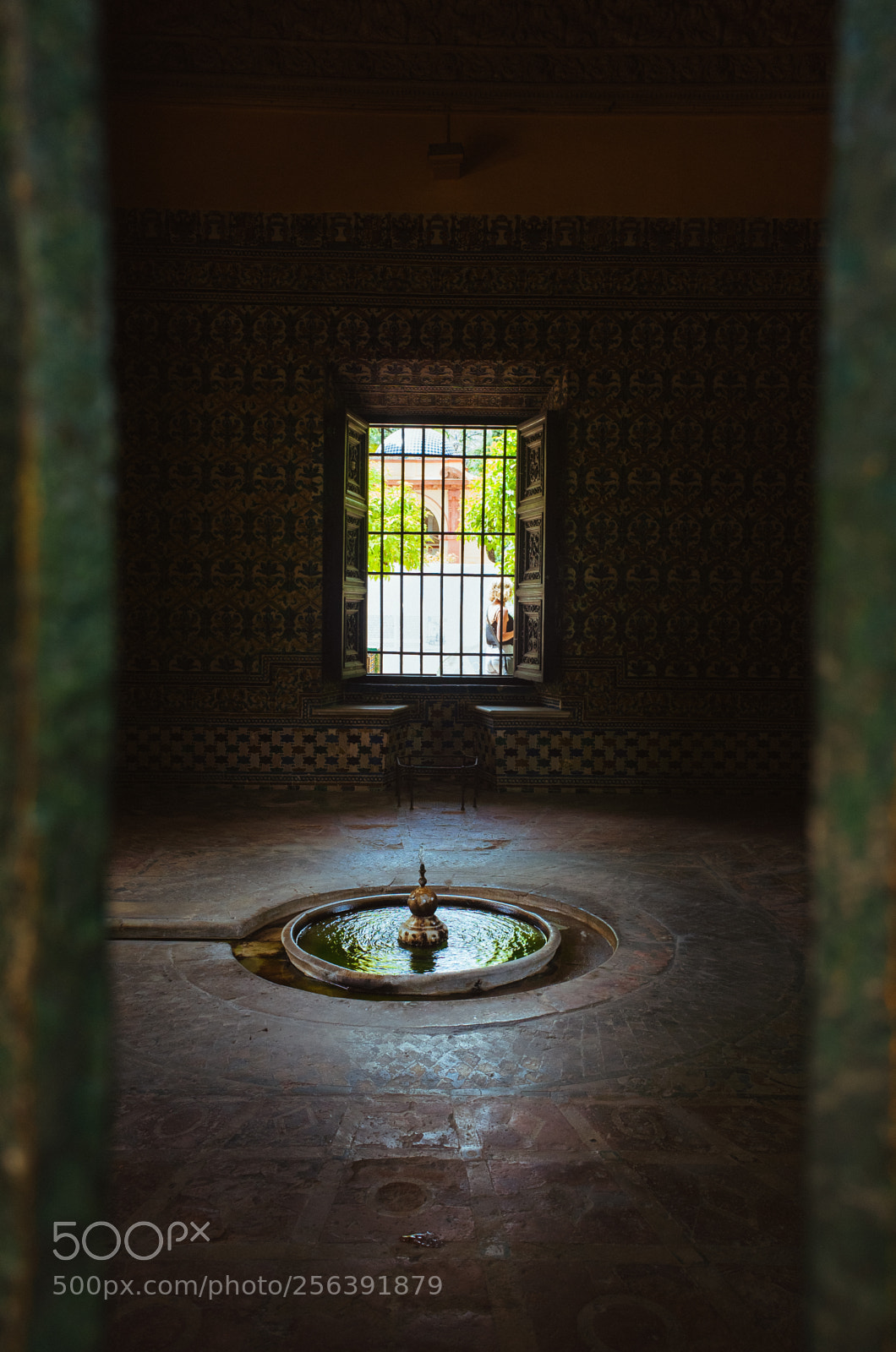 Ricoh GR II sample photo. Fountain of alcazar photography