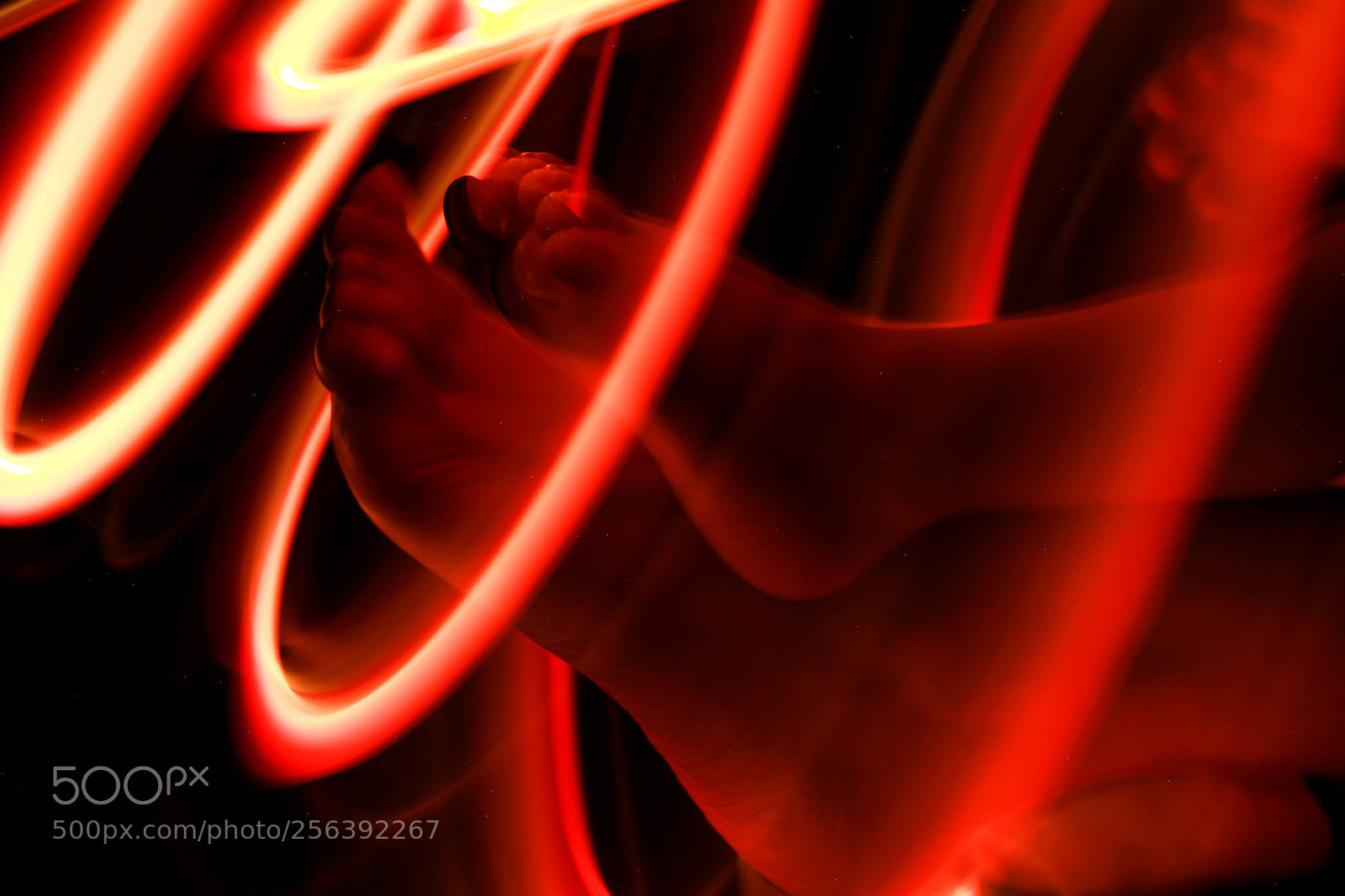 Canon EOS 550D (EOS Rebel T2i / EOS Kiss X4) sample photo. Painting with light 2 photography