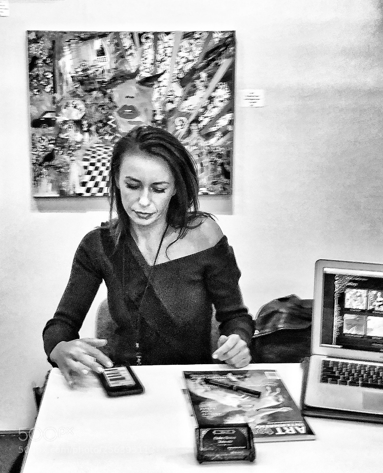 Apple iPhone X sample photo. At artexpo. nyc photography