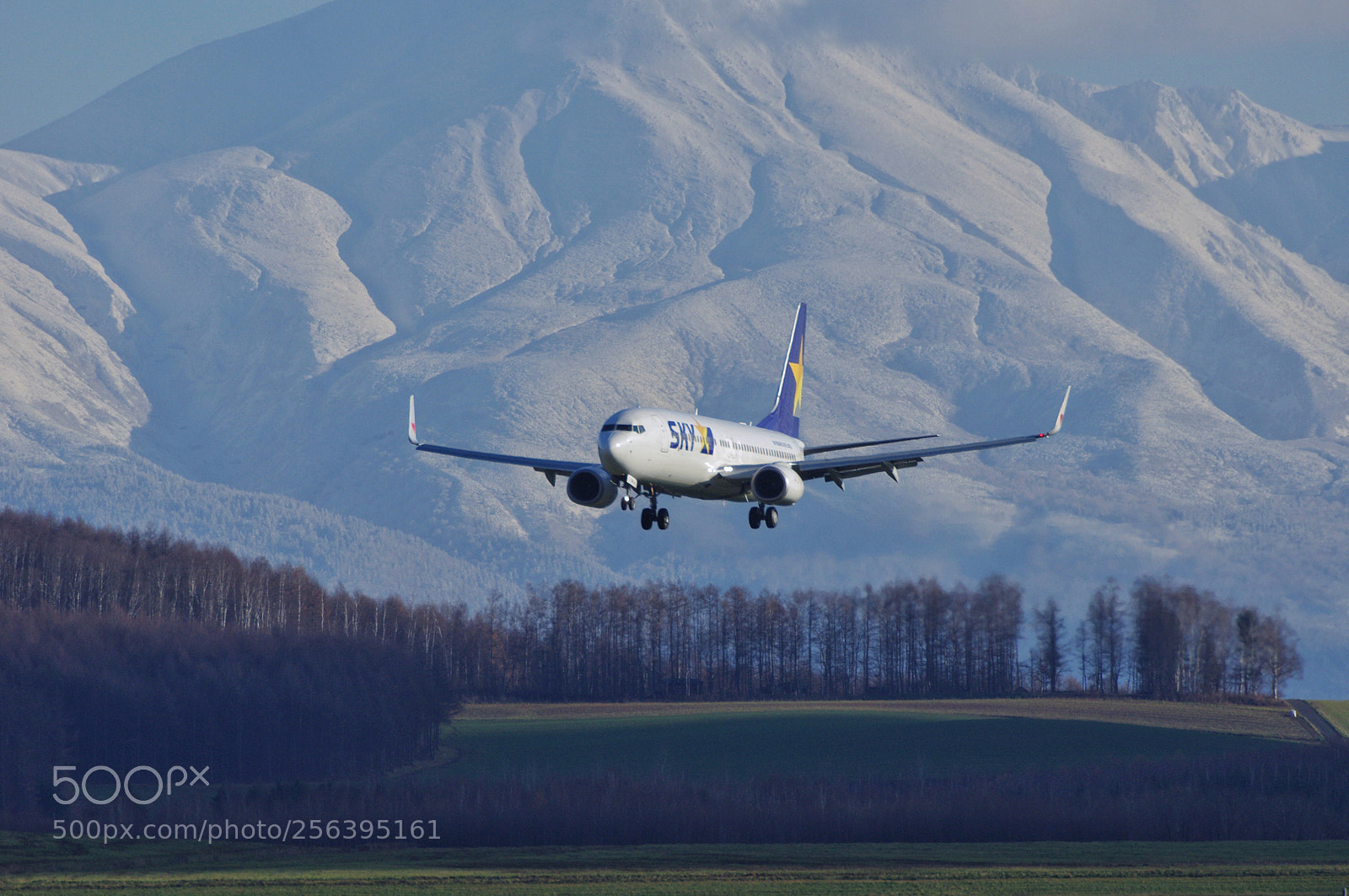 Pentax K-x sample photo. Asahikawa airport photography