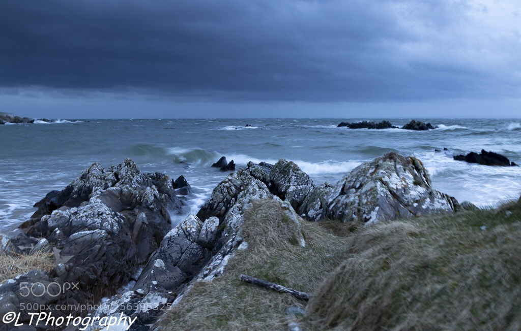 Canon EOS 77D (EOS 9000D / EOS 770D) sample photo. Stormy sea photography
