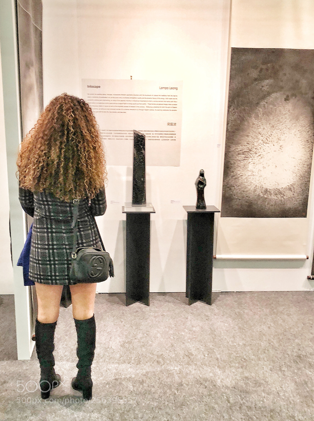 Apple iPhone X sample photo. Statues. nyc photography