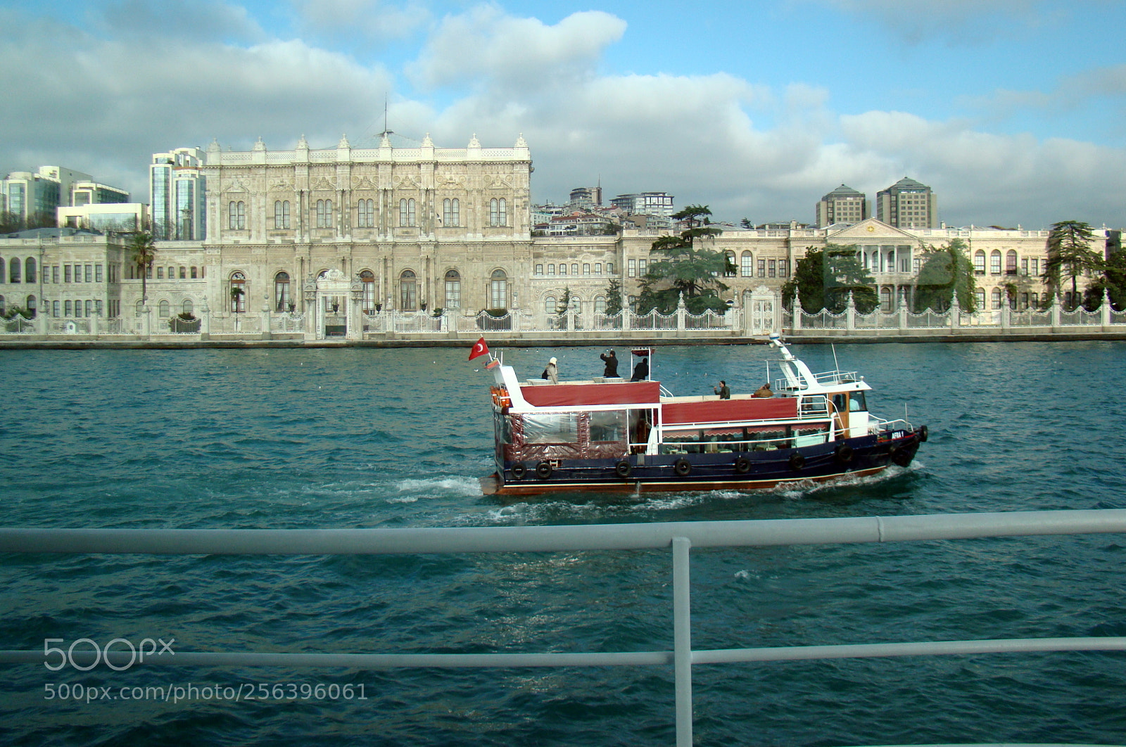 Sony Cyber-shot DSC-H50 sample photo. Istanbul photography