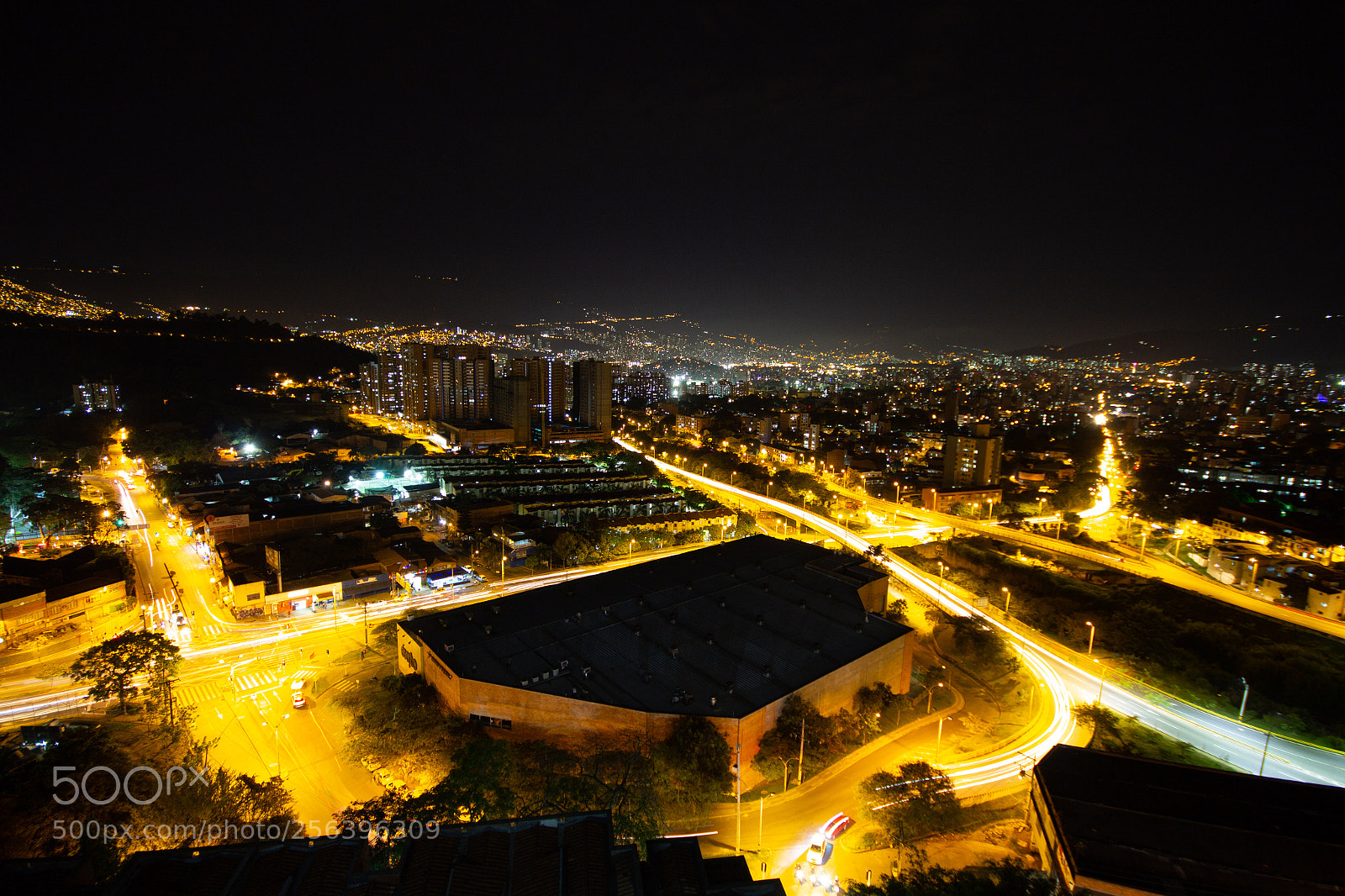 Canon EOS 60D sample photo. Medellín photography