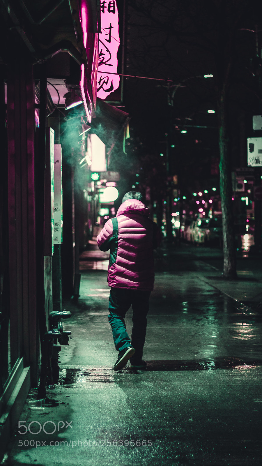 Canon EOS 750D (EOS Rebel T6i / EOS Kiss X8i) sample photo. Smoke break photography