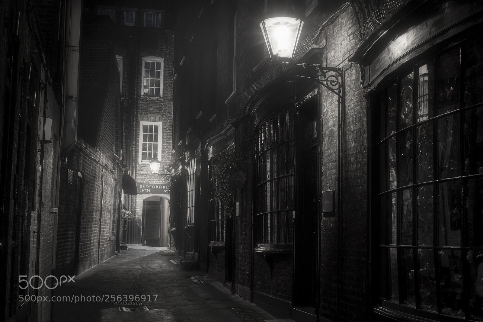 Canon EOS 700D (EOS Rebel T5i / EOS Kiss X7i) sample photo. Goodwin's court, london photography