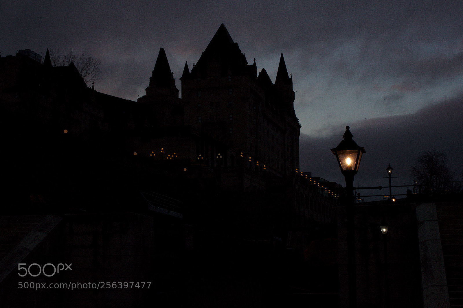 Canon EF-S 18-55mm F3.5-5.6 IS sample photo. Castle photography