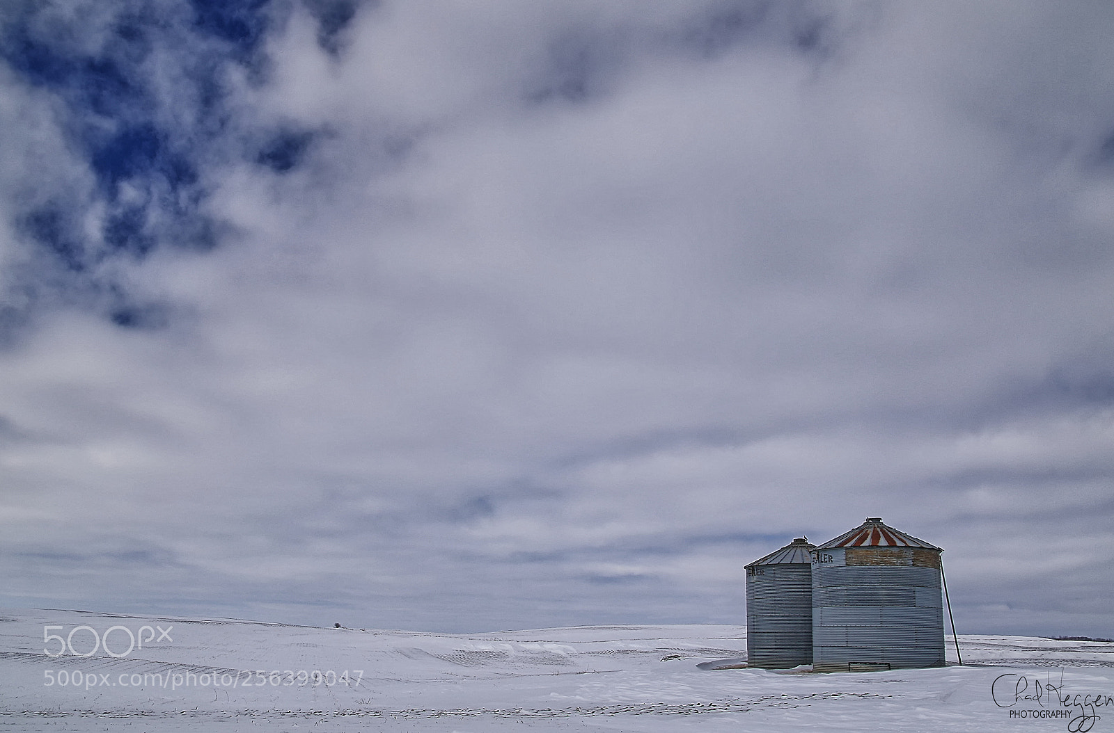 Canon EOS 7D Mark II sample photo. Twin bins photography