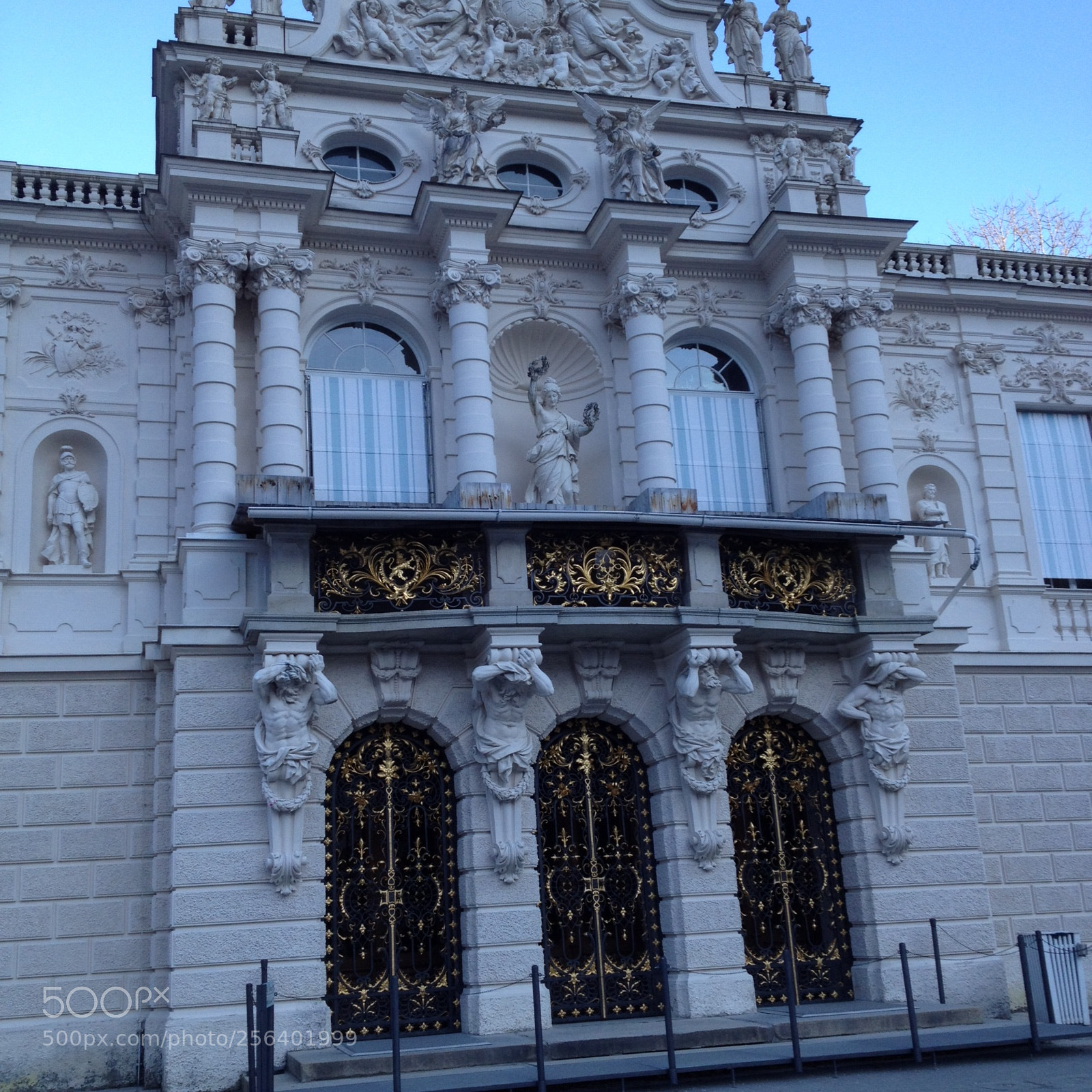Apple iPhone 4S sample photo. Church in austria photography