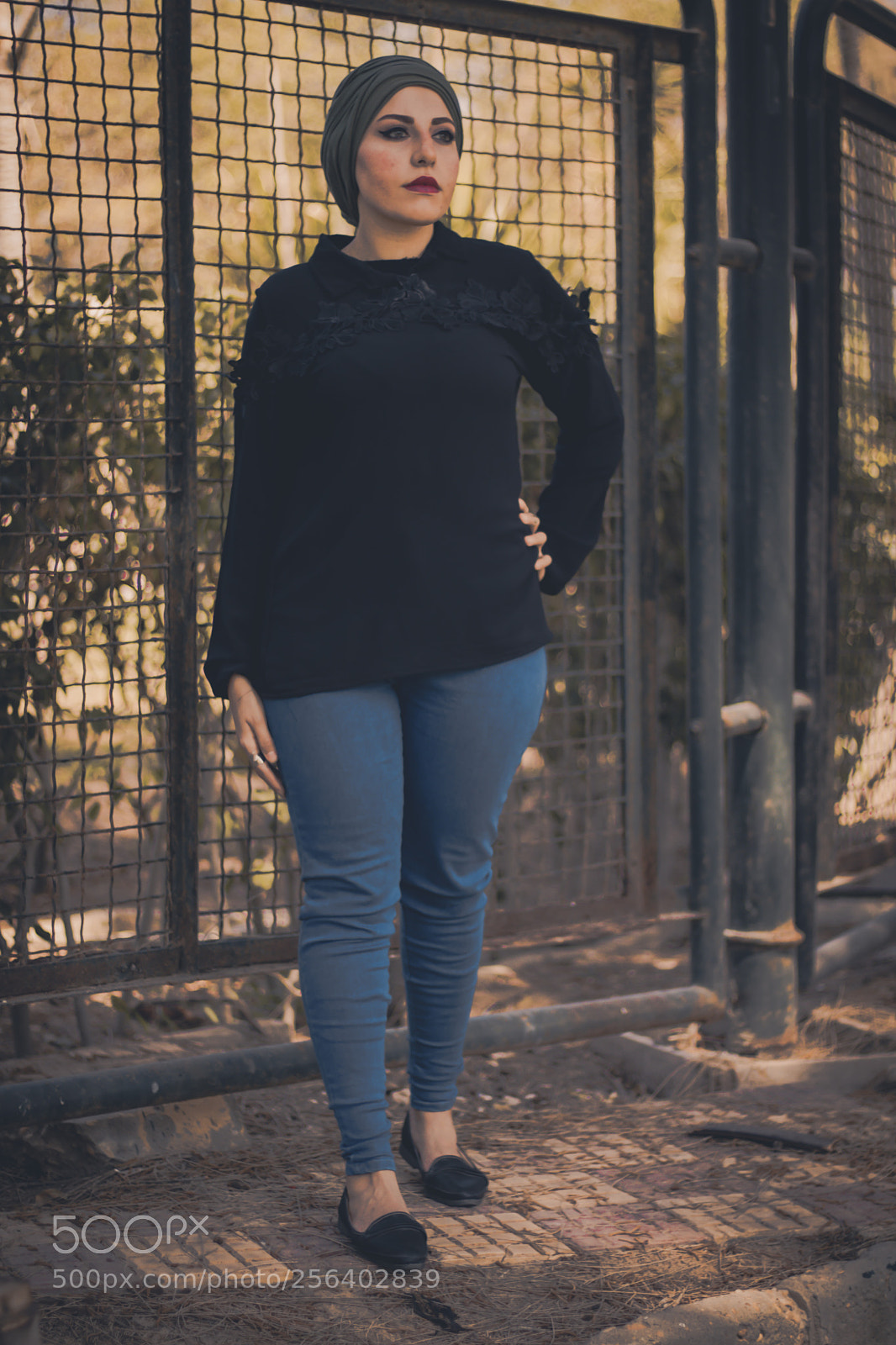 Canon EOS 750D (EOS Rebel T6i / EOS Kiss X8i) sample photo. Model style photography