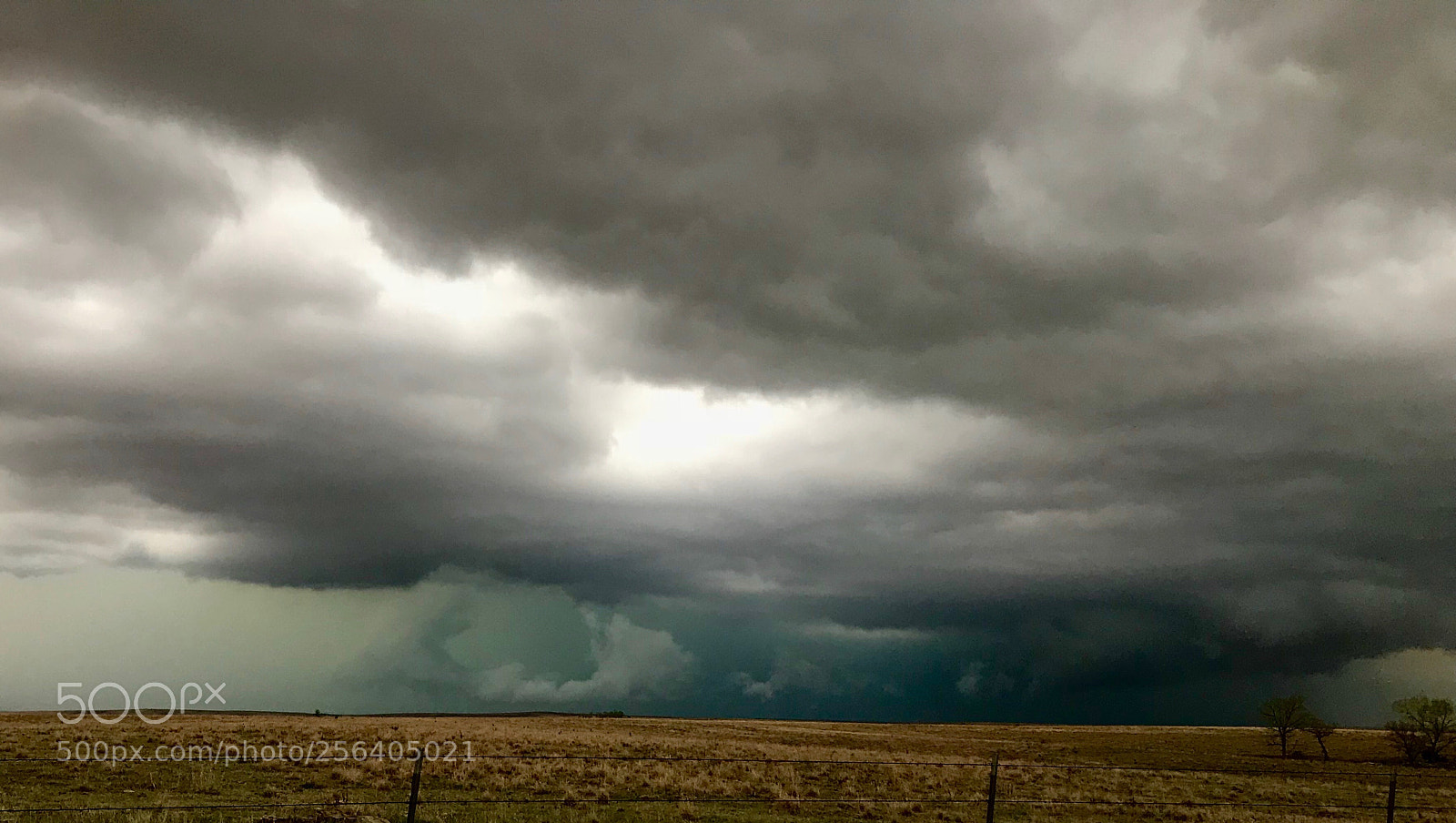 Apple iPhone 7 sample photo. Supercell tornado warned  photography